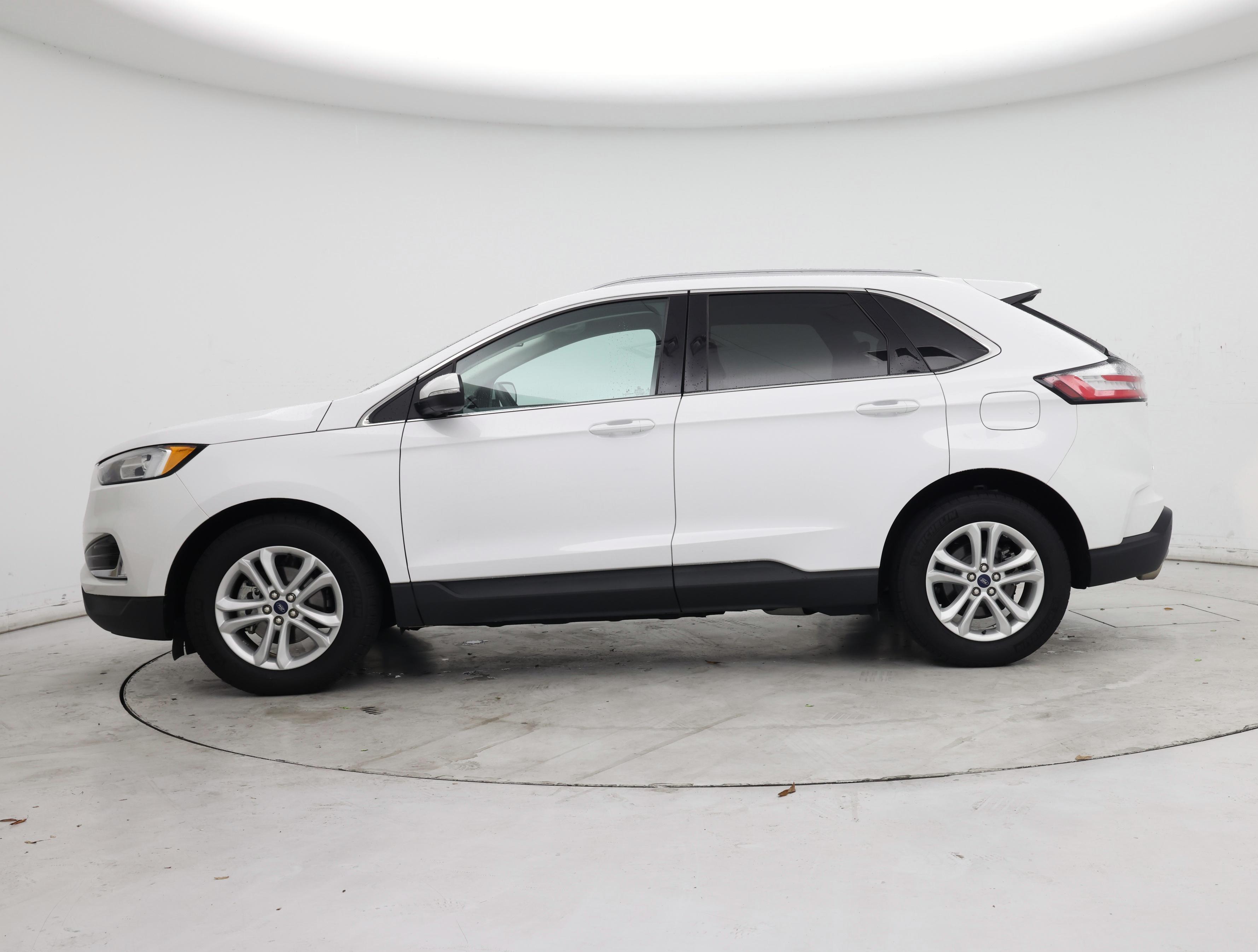 Thumbnail: 2020 Ford Edge - 3