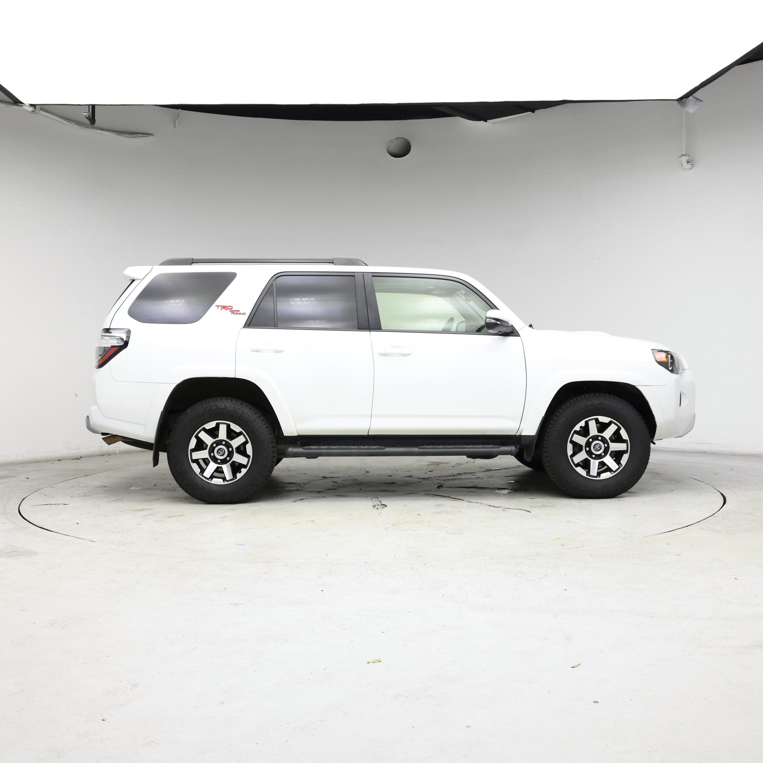 Thumbnail: 2021 Toyota 4Runner - 7