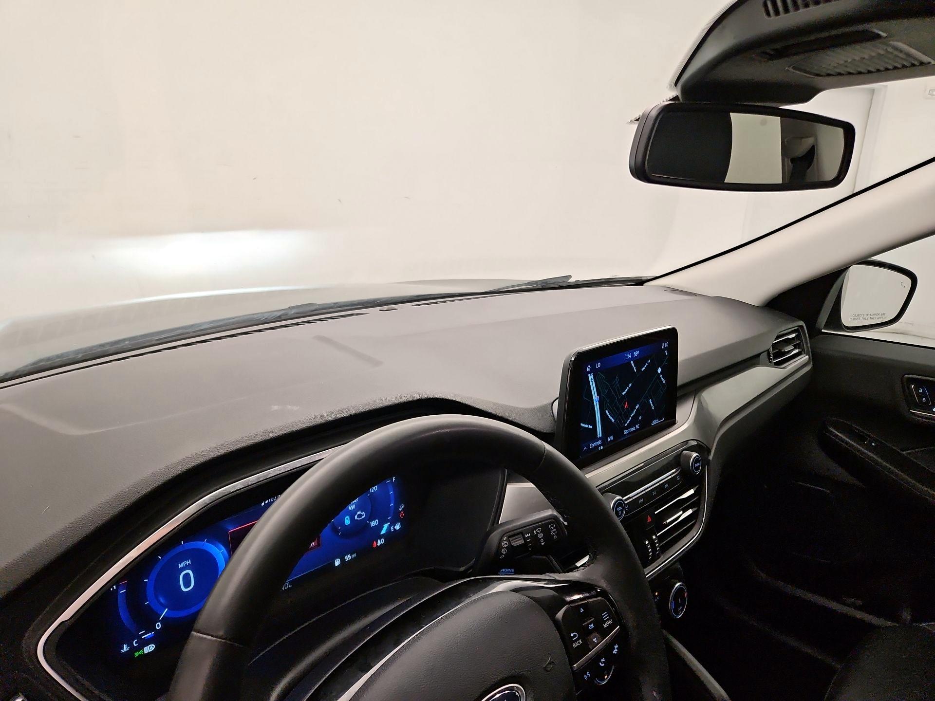 Thumbnail: 2022 Ford Escape - 9