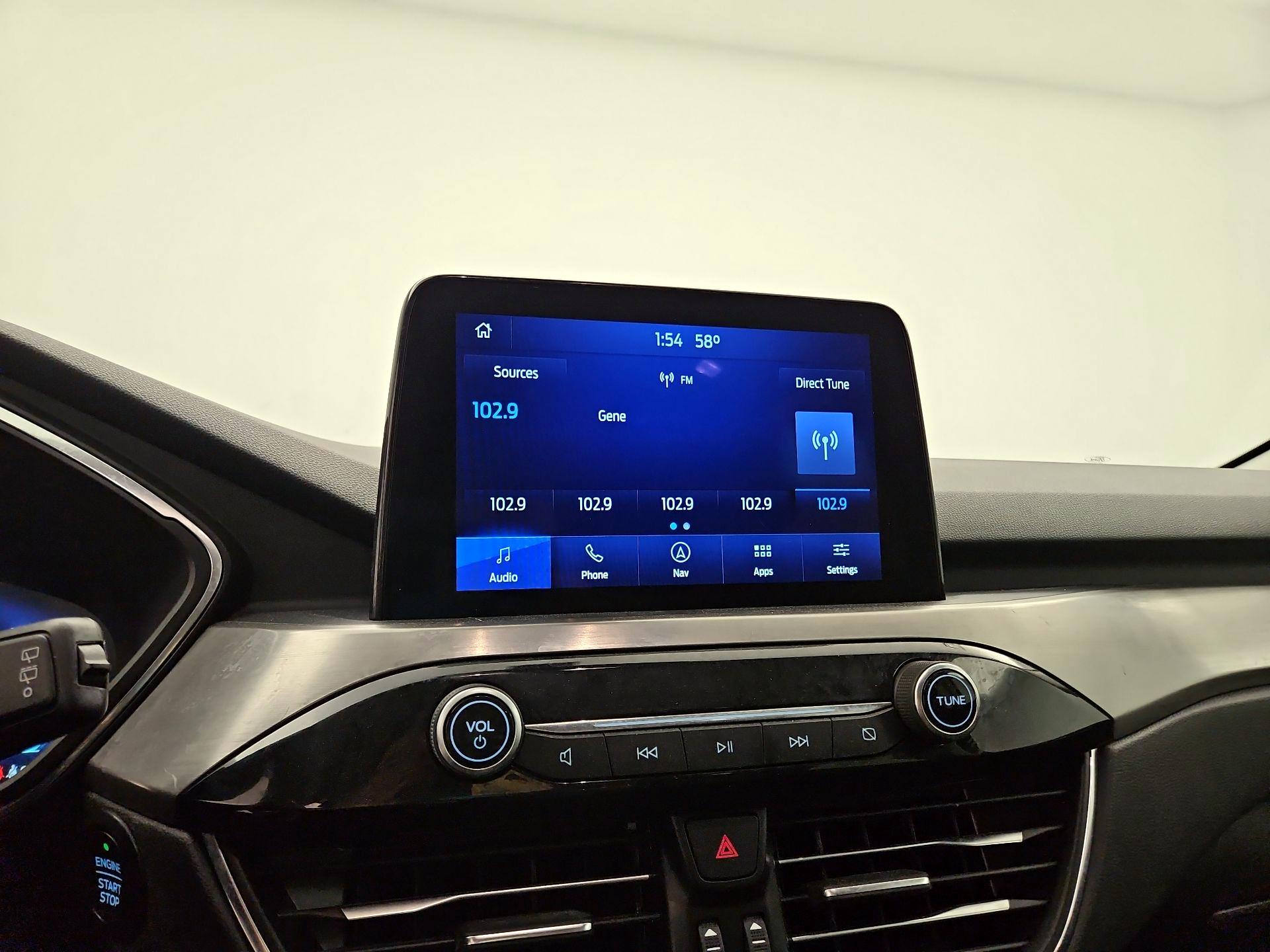 Thumbnail: 2022 Ford Escape - 16