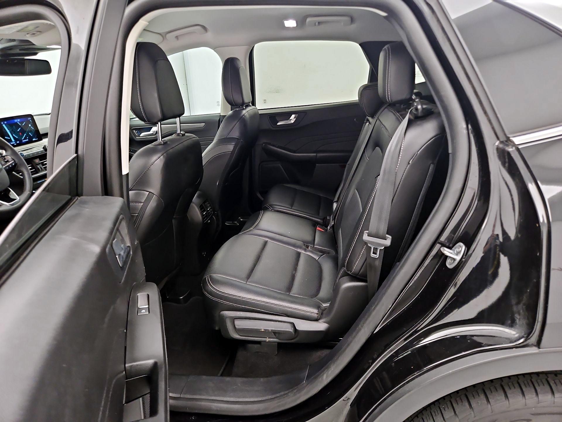 Thumbnail: 2022 Ford Escape - 20