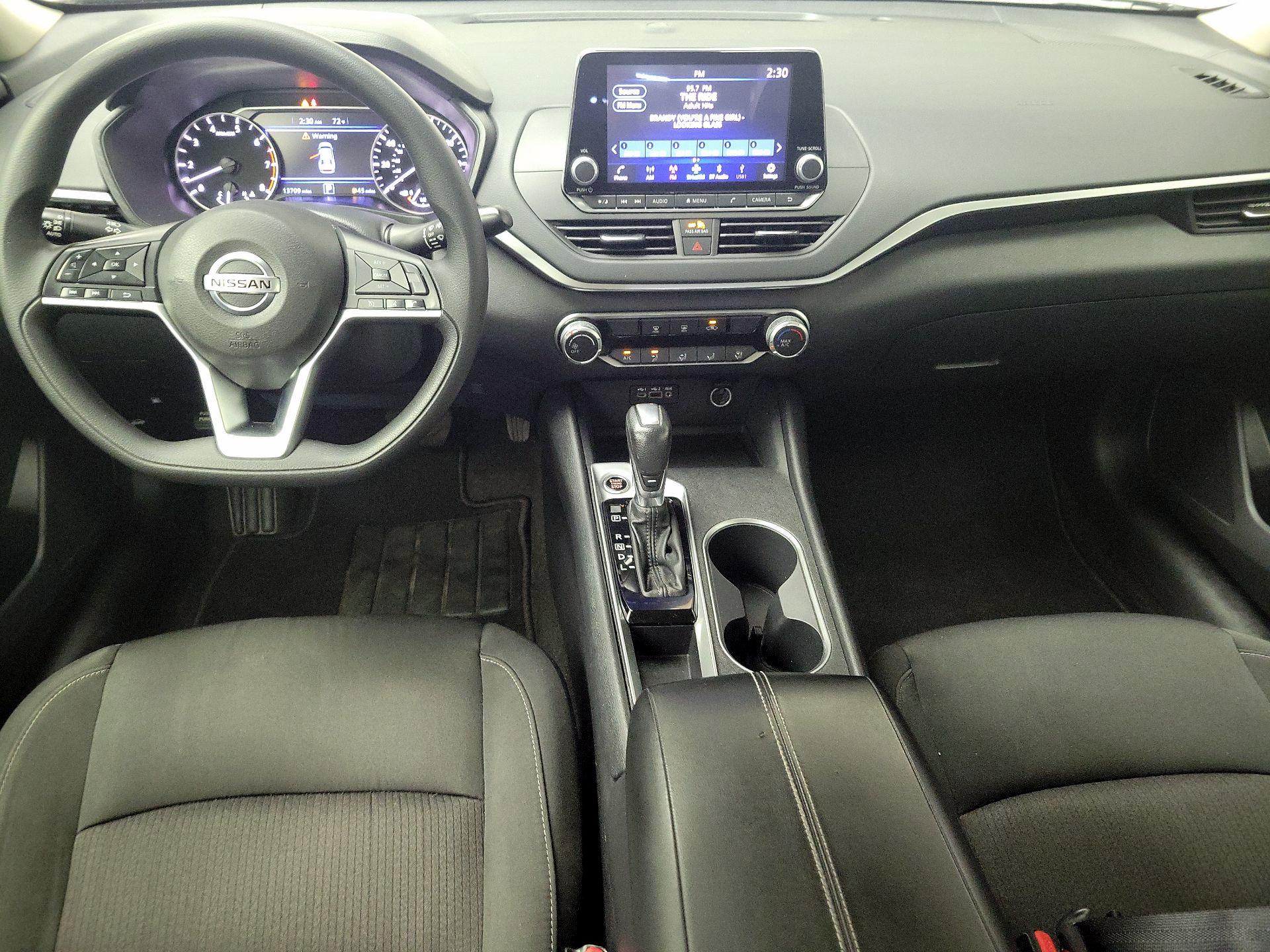 Thumbnail: 2022 Nissan Altima - 9