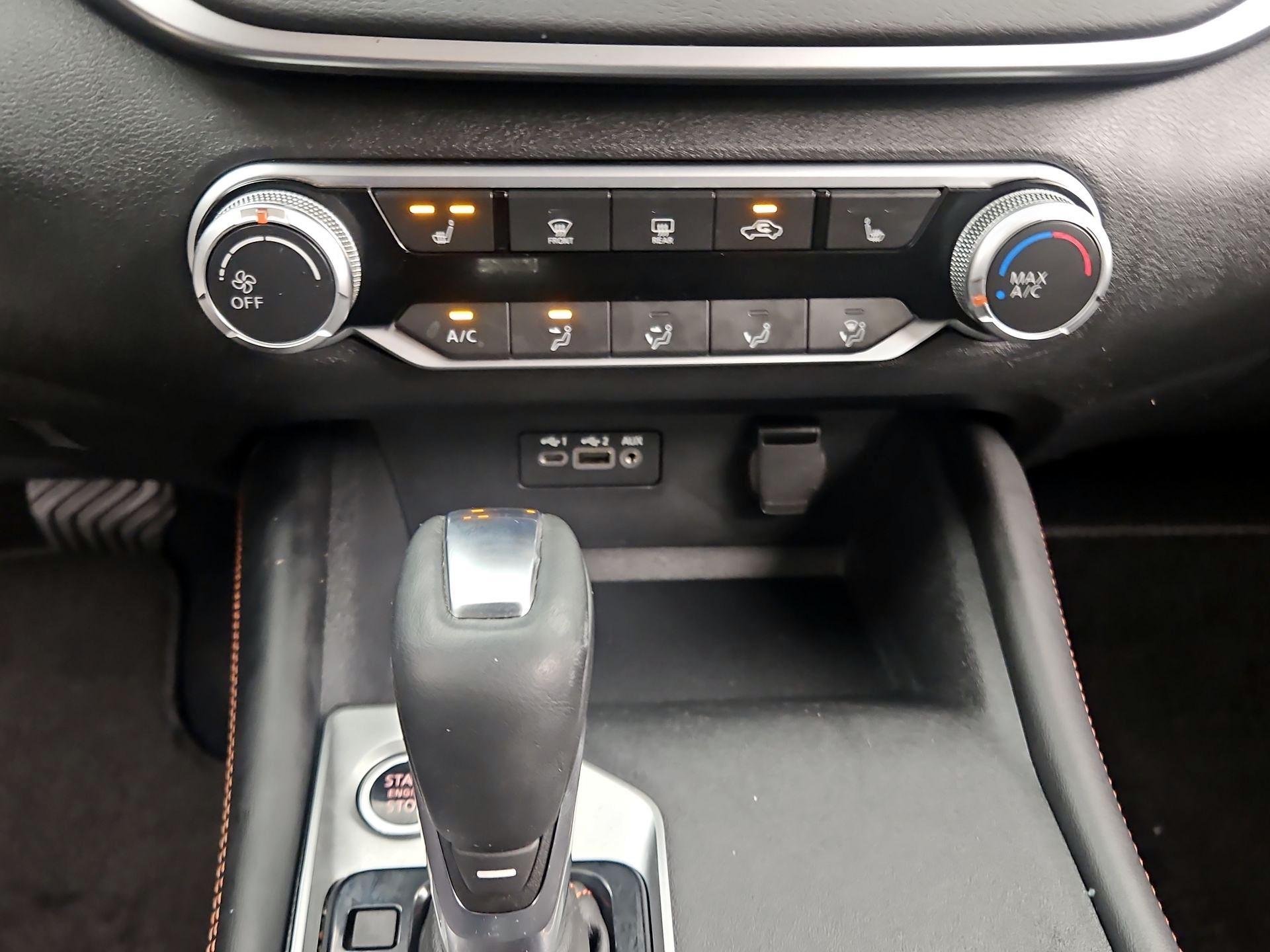 Thumbnail: 2020 Nissan Altima - 16
