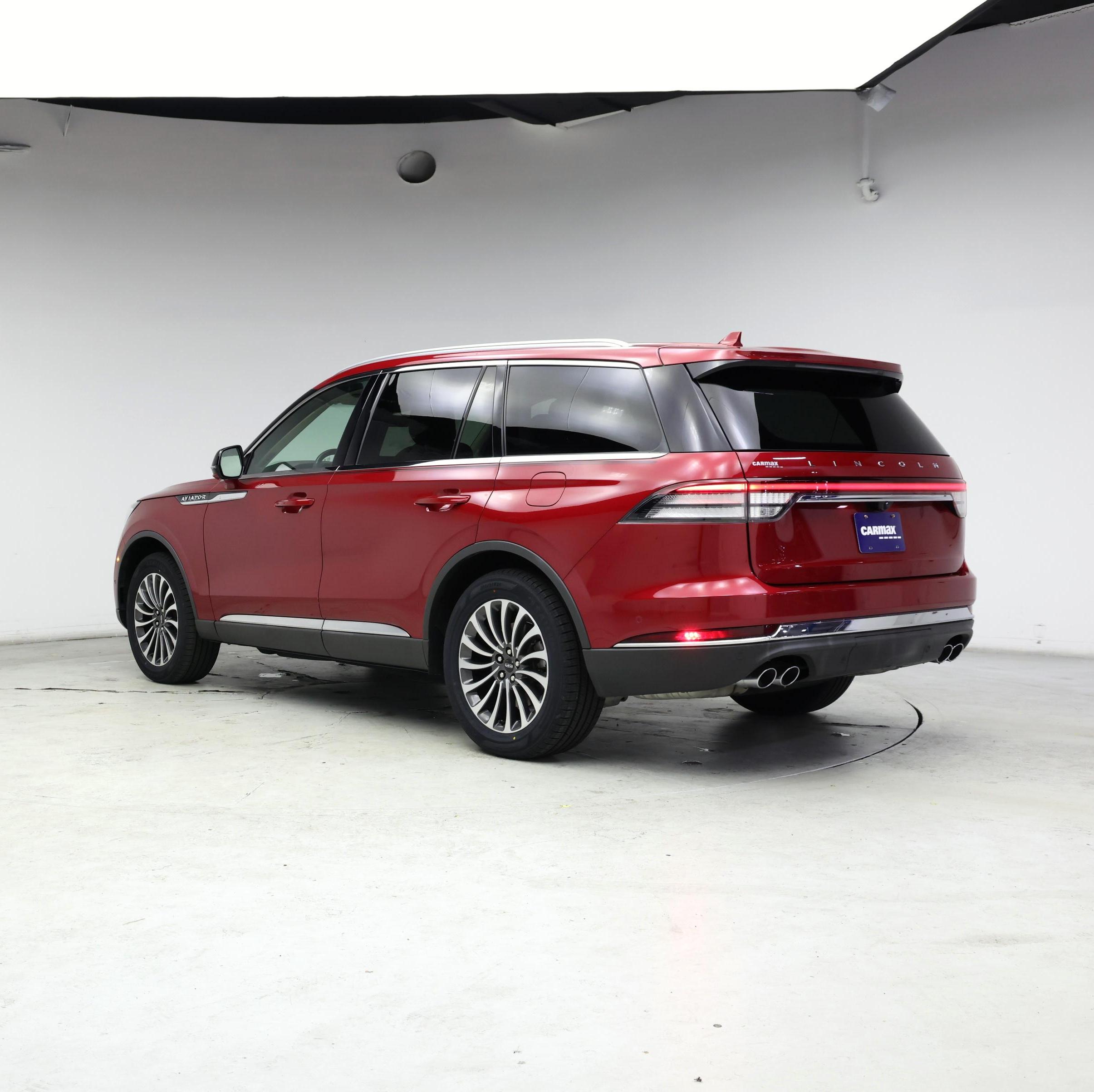 Thumbnail: 2020 Lincoln Aviator - 2