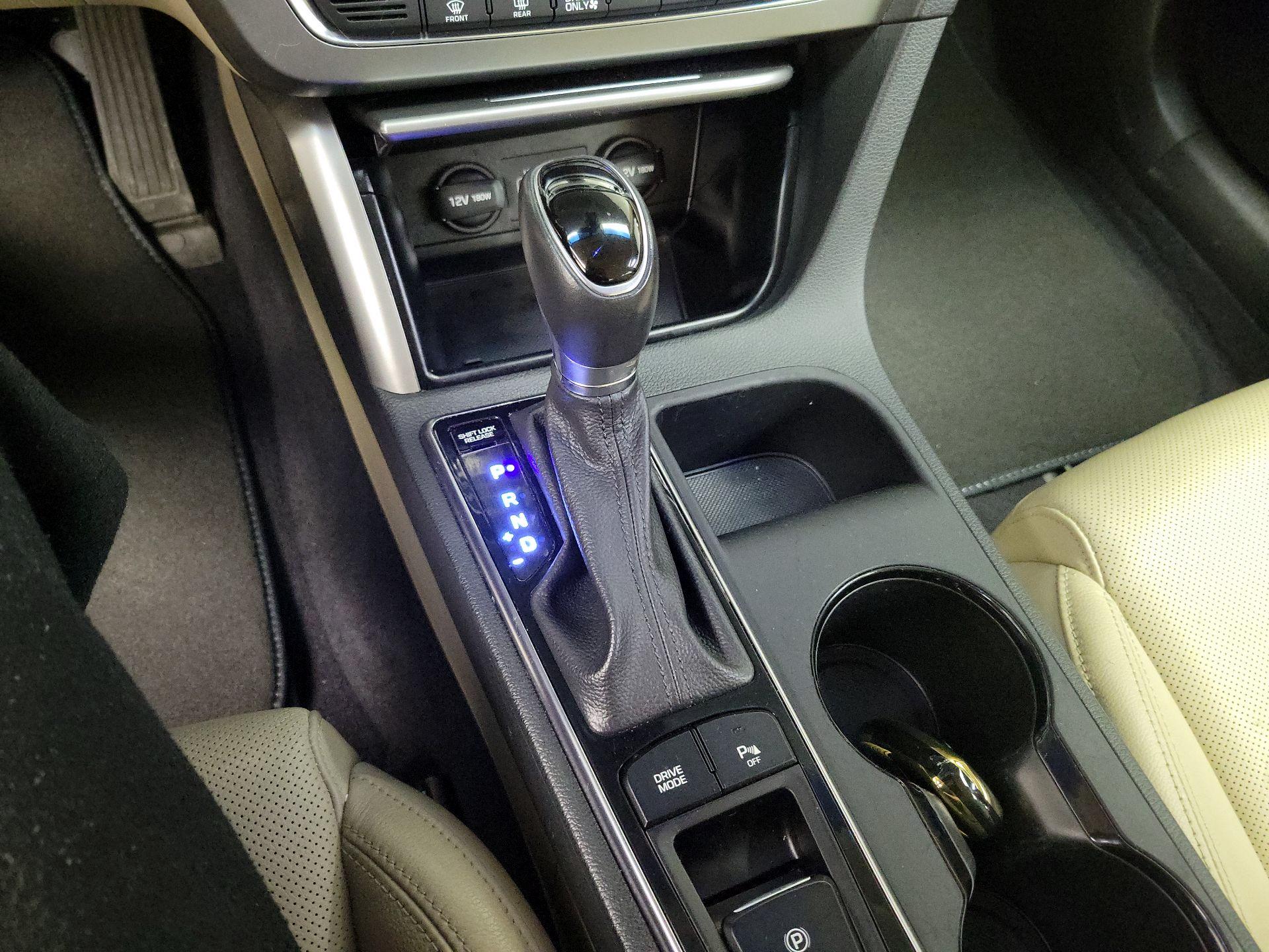 Thumbnail: 2017 Hyundai Sonata - 17
