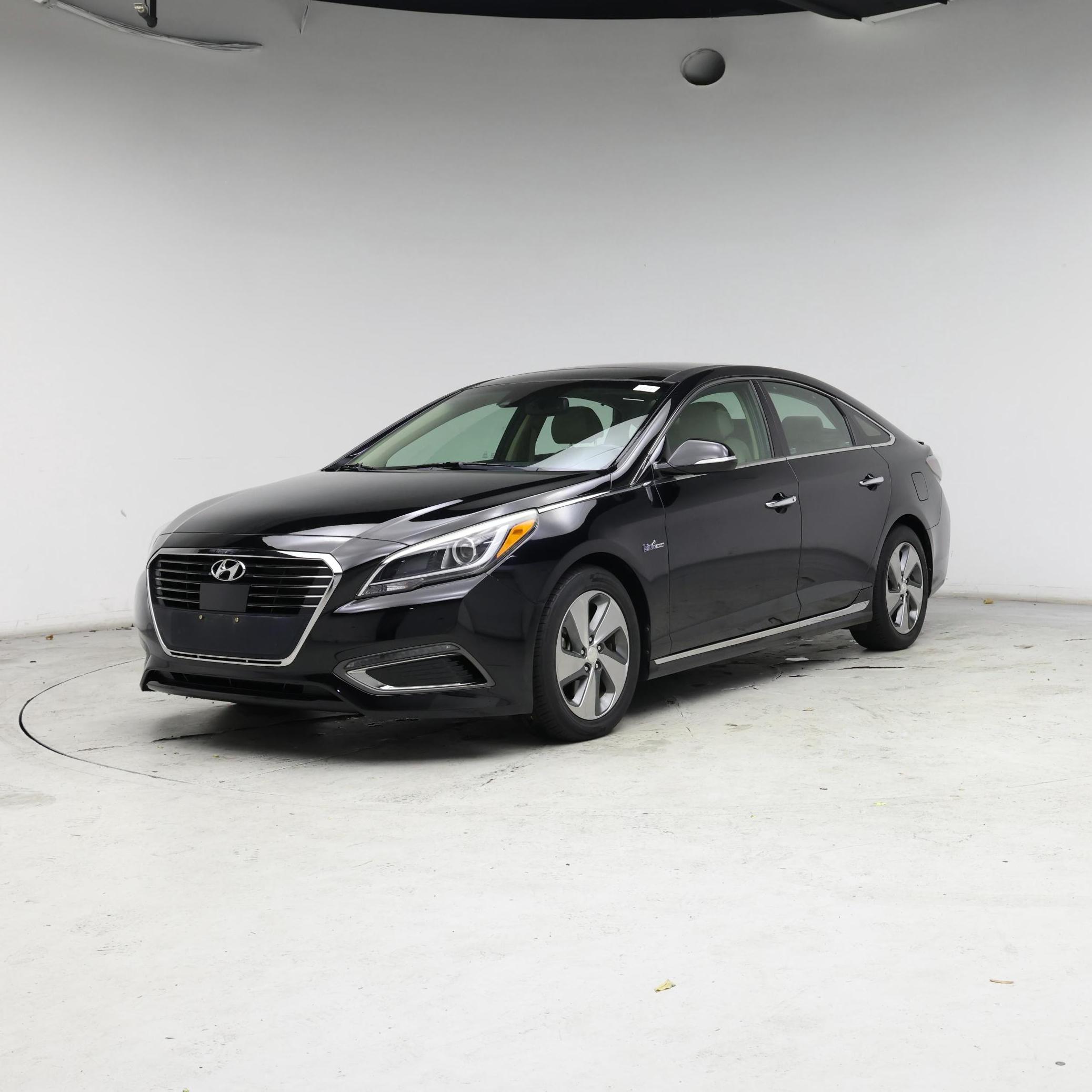 Thumbnail: 2017 Hyundai Sonata - 4