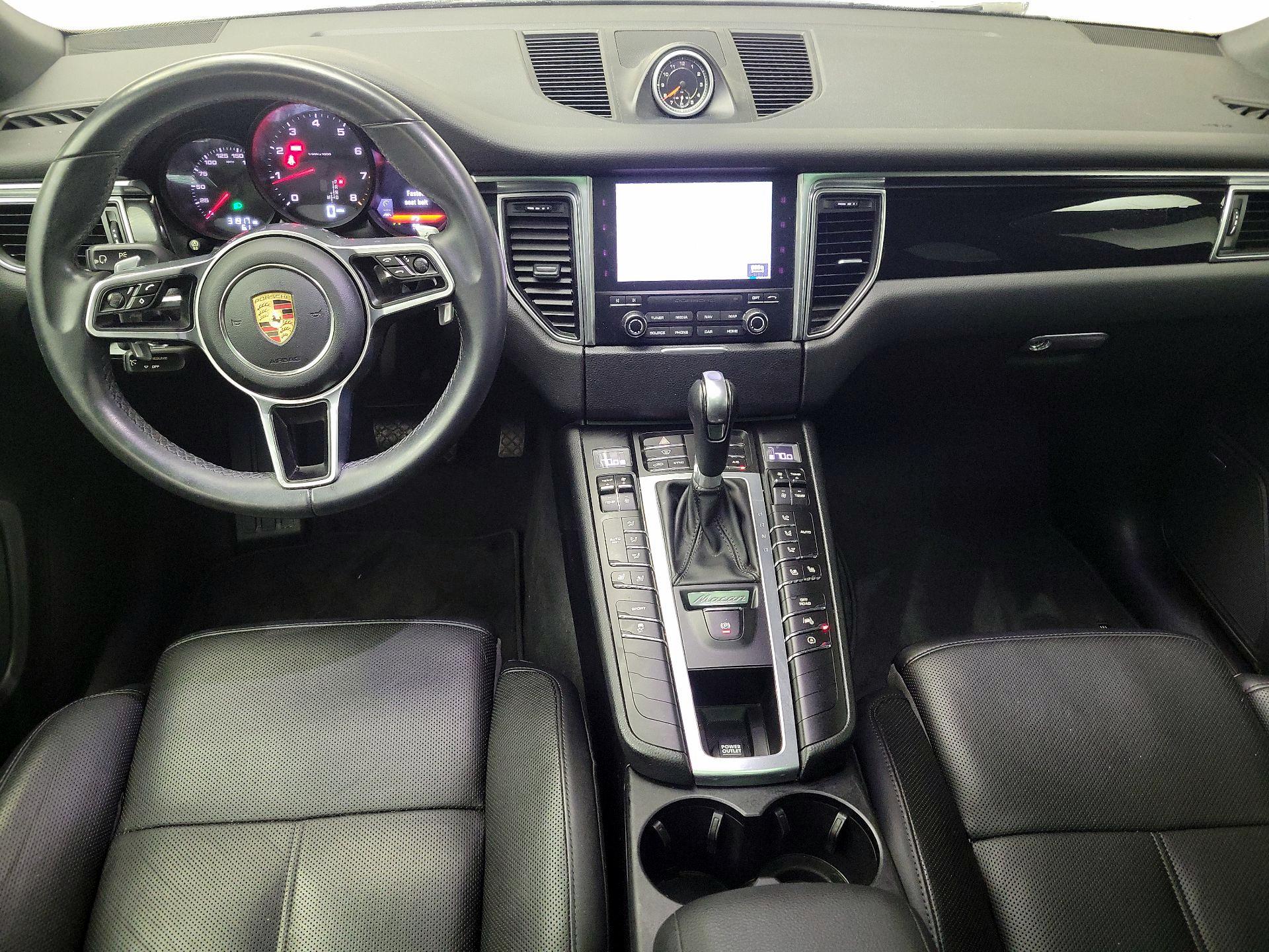 Thumbnail: 2018 Porsche Macan - 9
