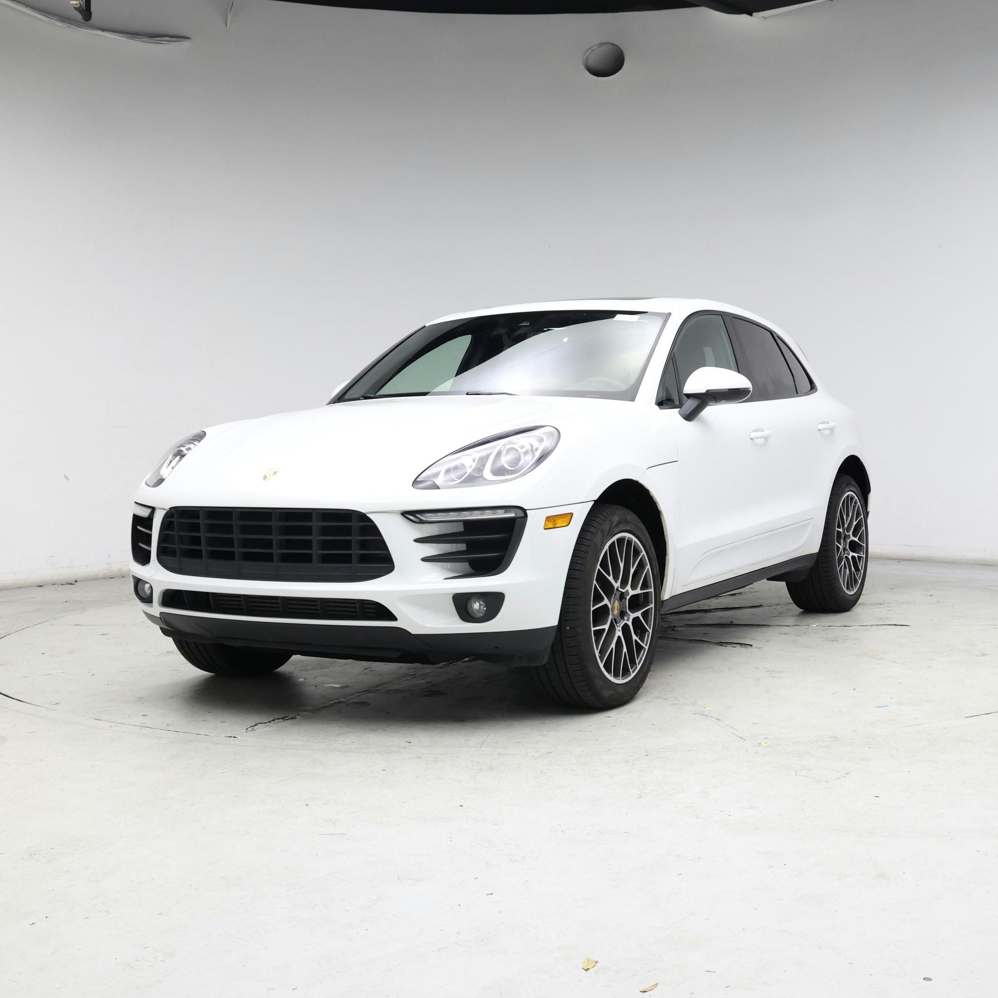 Thumbnail: 2018 Porsche Macan - 4