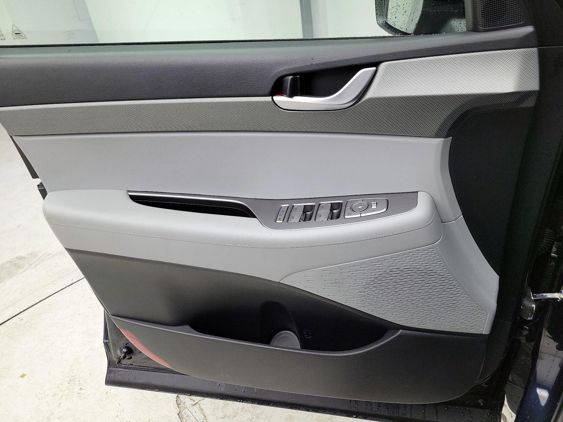 Thumbnail: 2023 Hyundai Palisade - 12