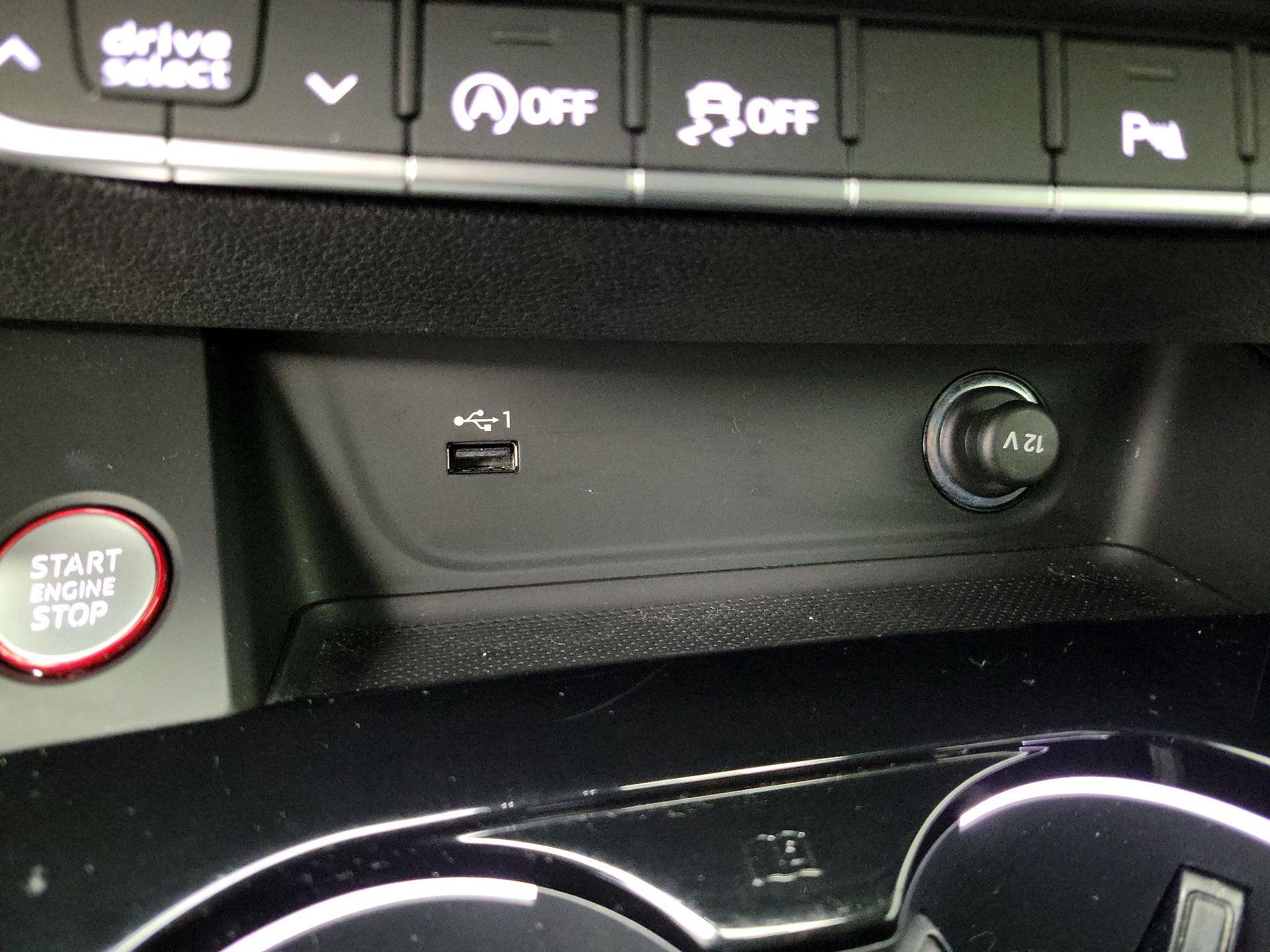 Thumbnail: 2022 Audi S5 - 19