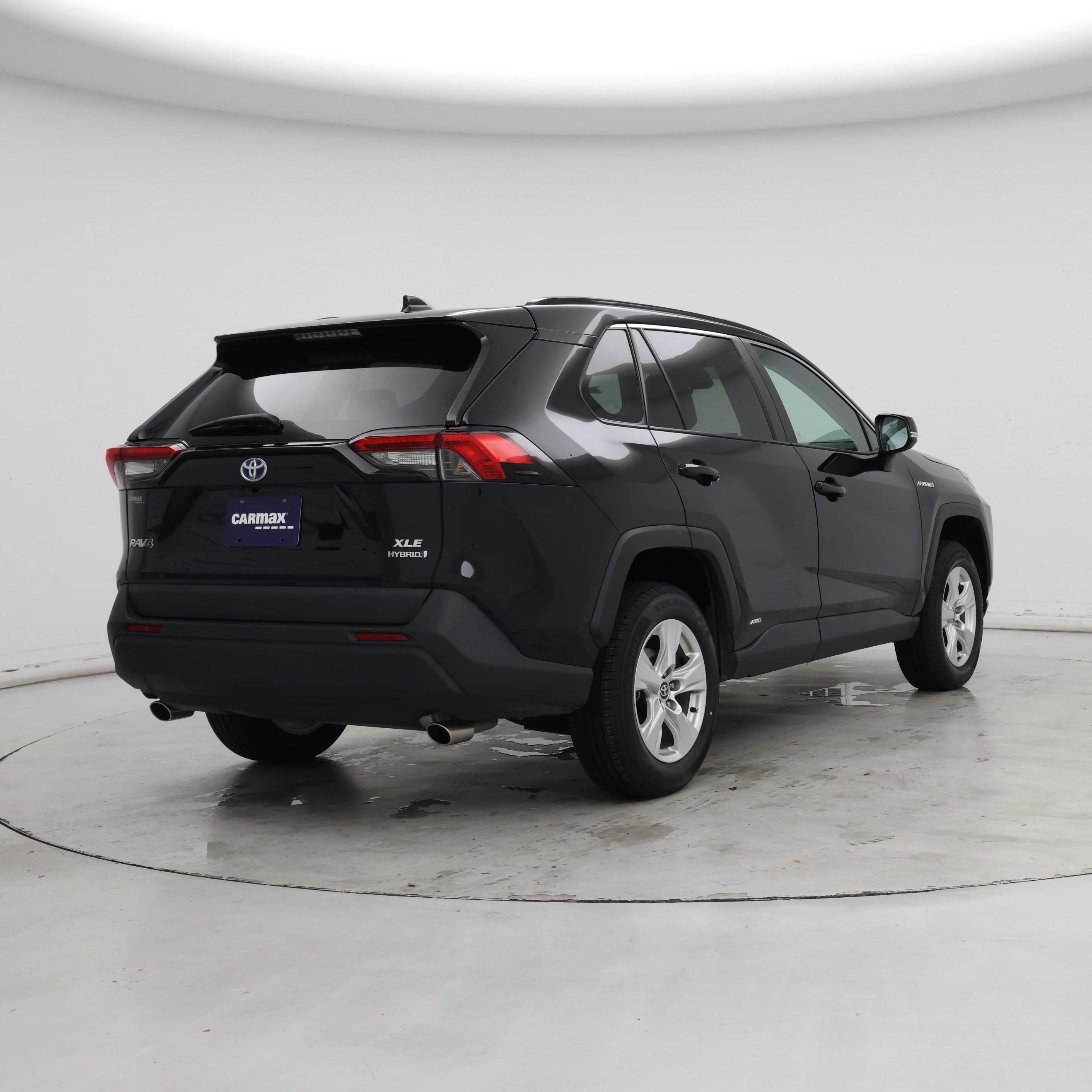 Thumbnail: 2021 Toyota RAV4 - 8