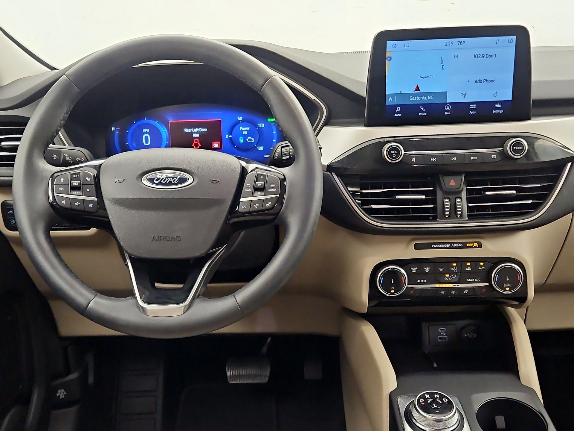 Thumbnail: 2022 Ford Escape - 10