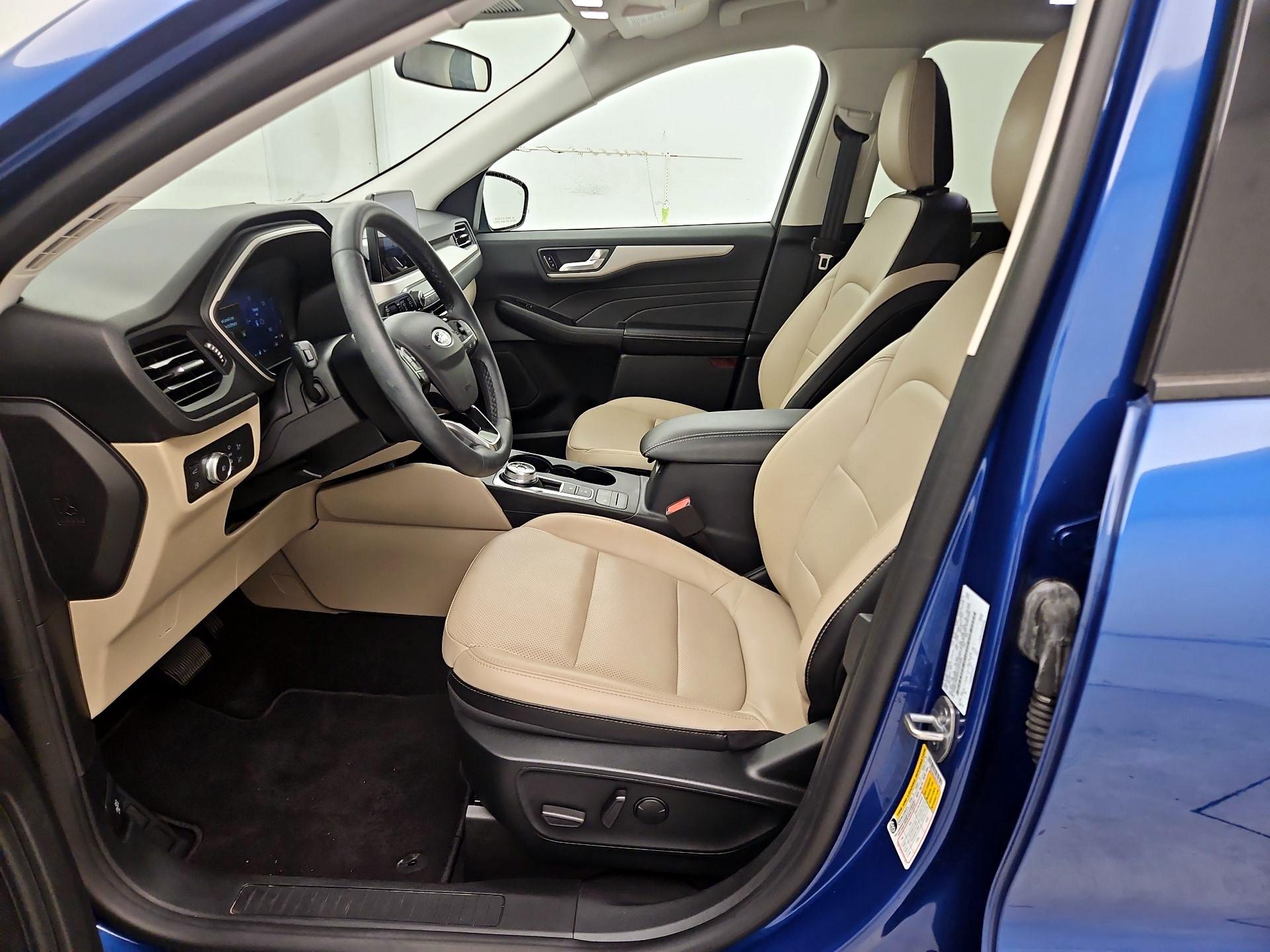 Thumbnail: 2022 Ford Escape - 11