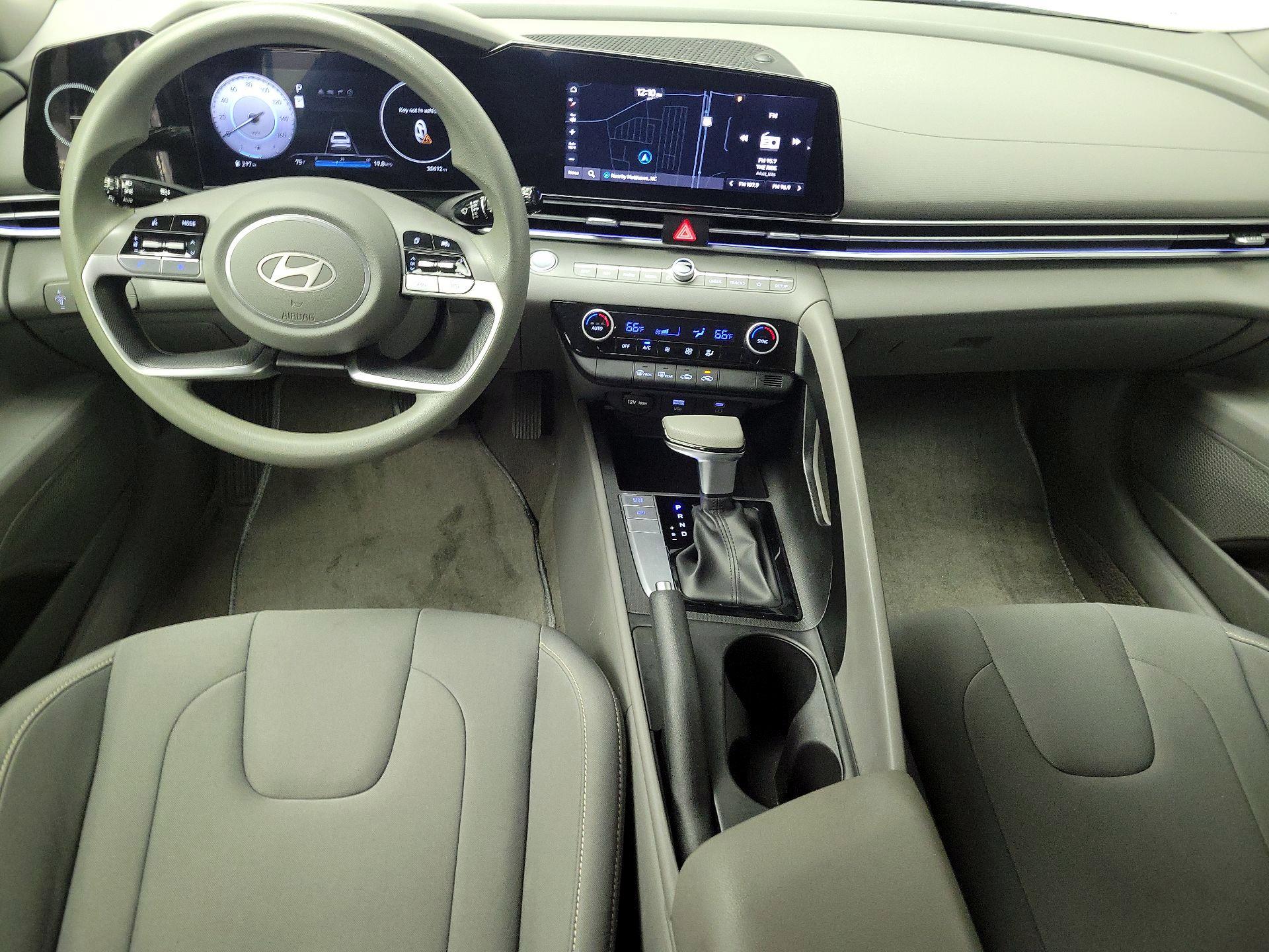 Thumbnail: 2024 Hyundai Elantra - 9