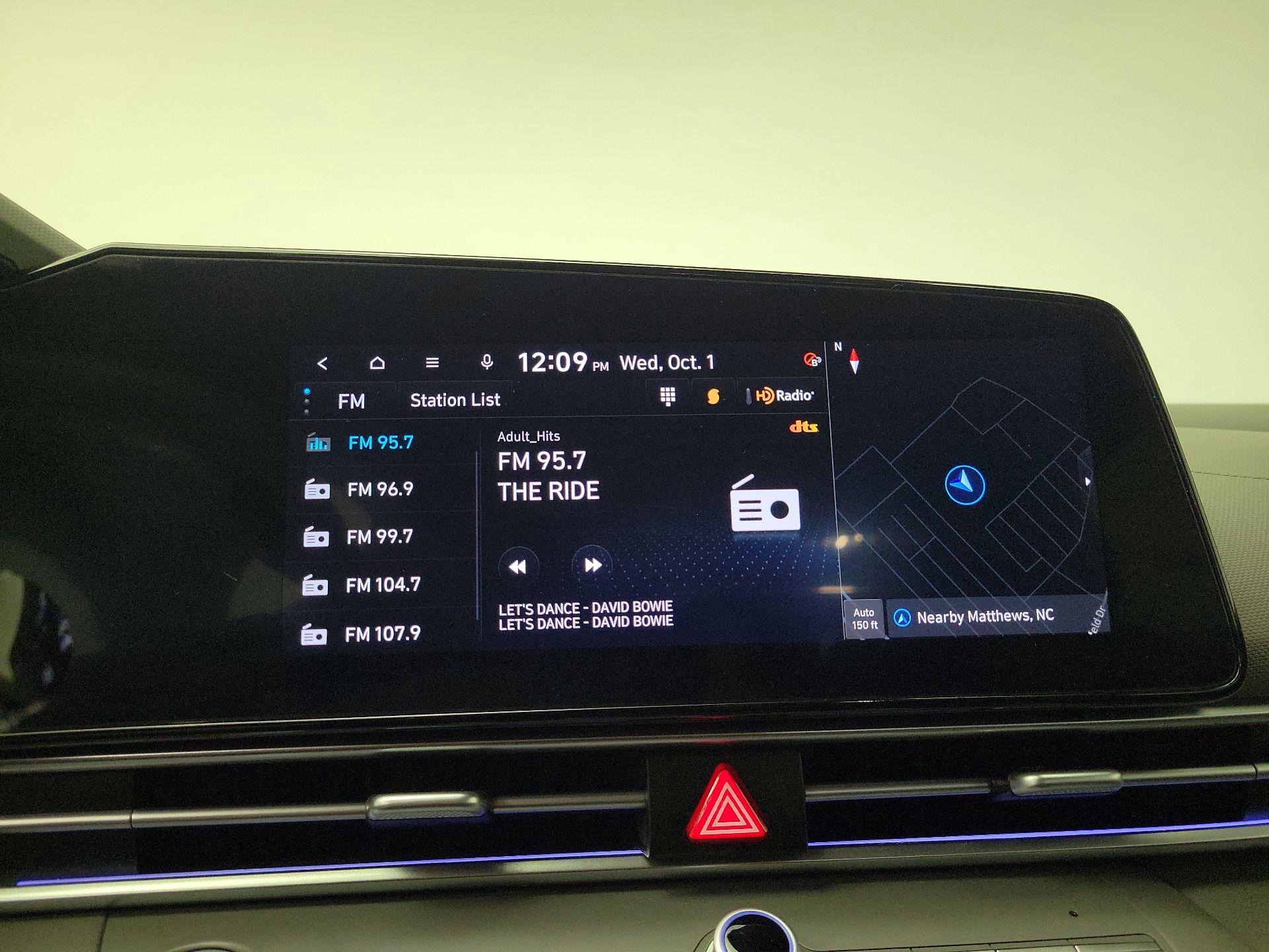 Thumbnail: 2024 Hyundai Elantra - 16