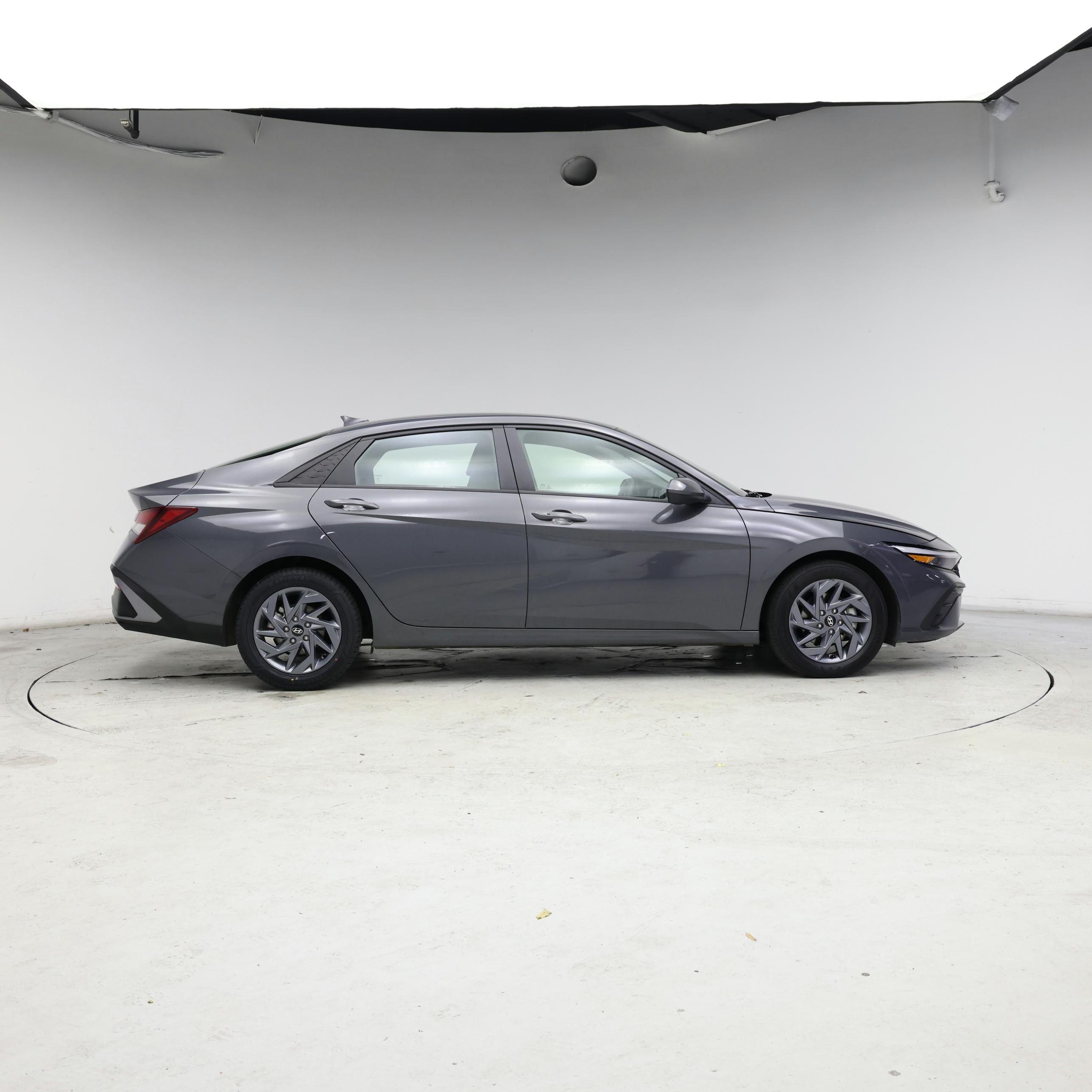 Thumbnail: 2024 Hyundai Elantra - 7