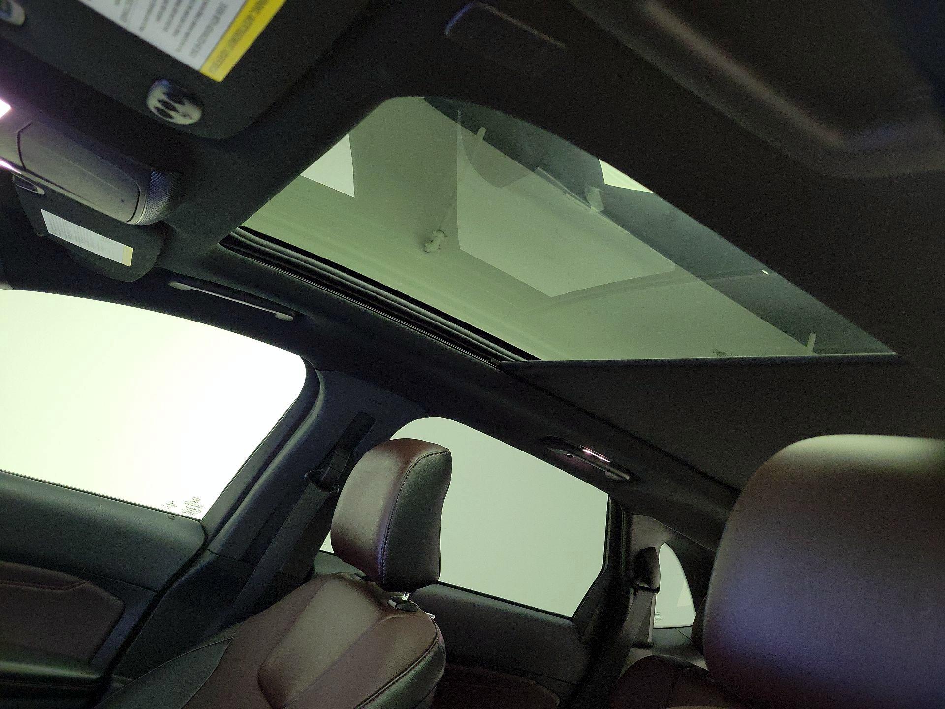 Thumbnail: 2022 Ford Edge - 20