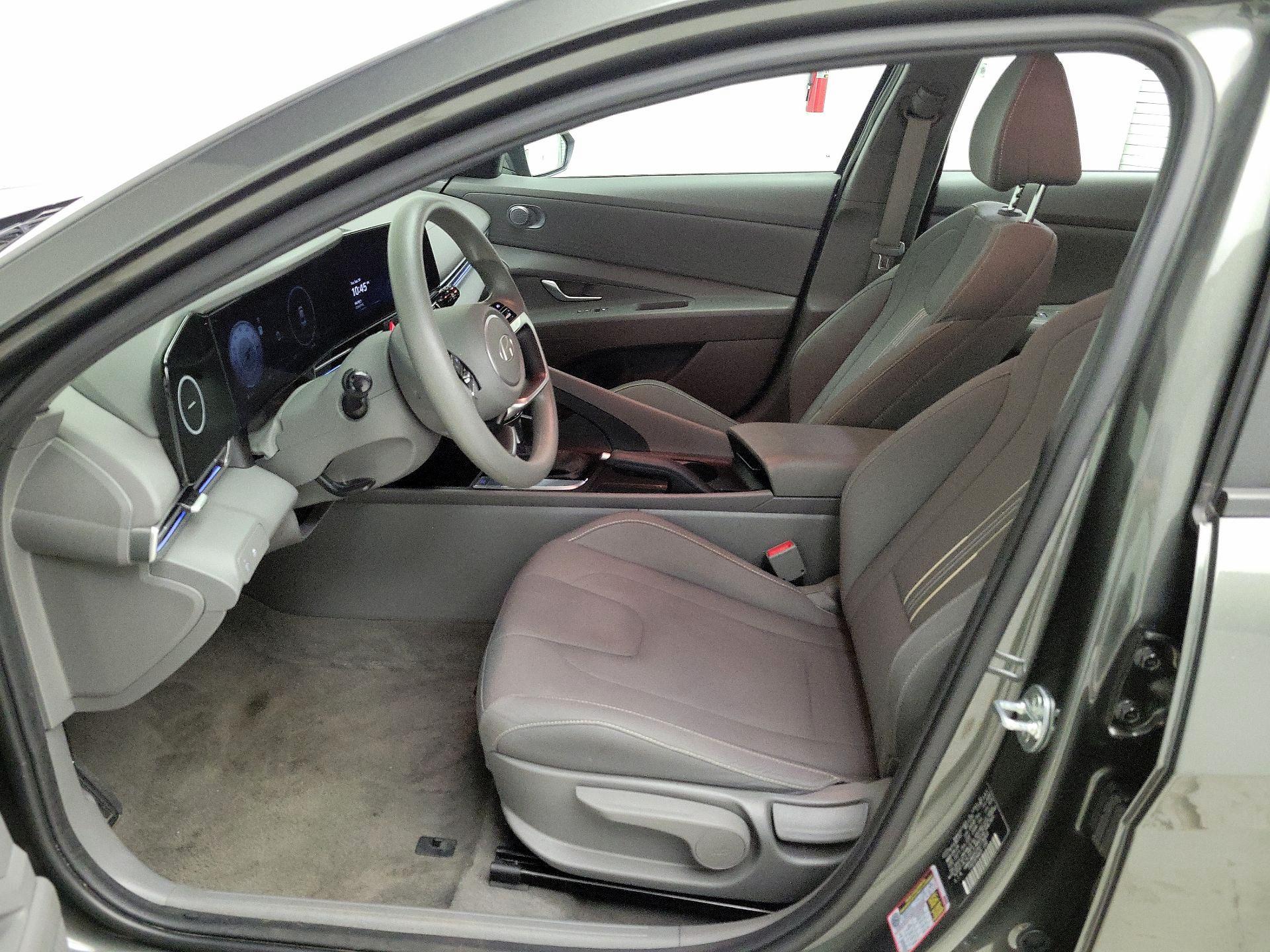 Thumbnail: 2024 Hyundai Elantra - 11