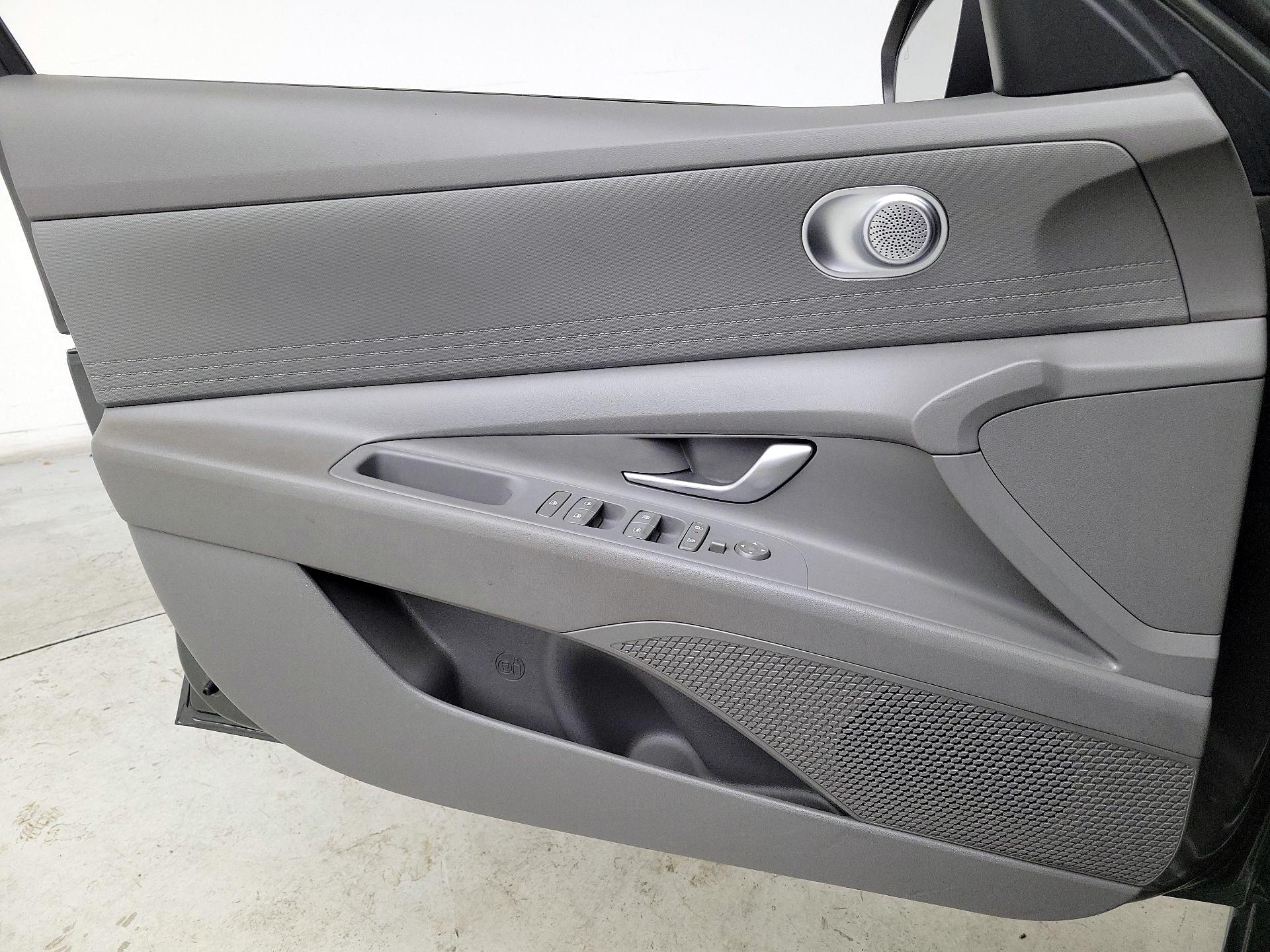 Thumbnail: 2024 Hyundai Elantra - 12