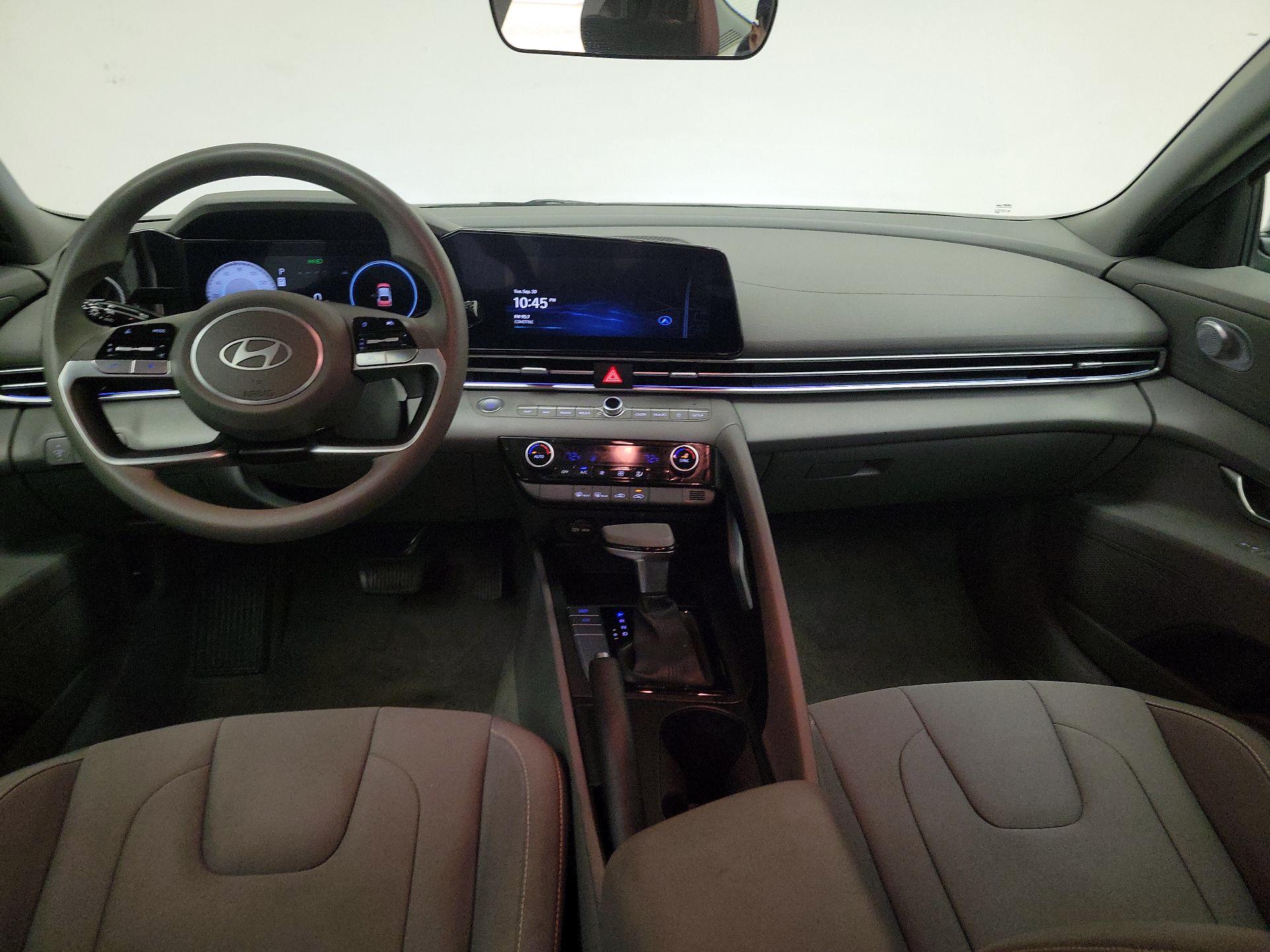 Thumbnail: 2024 Hyundai Elantra - 19
