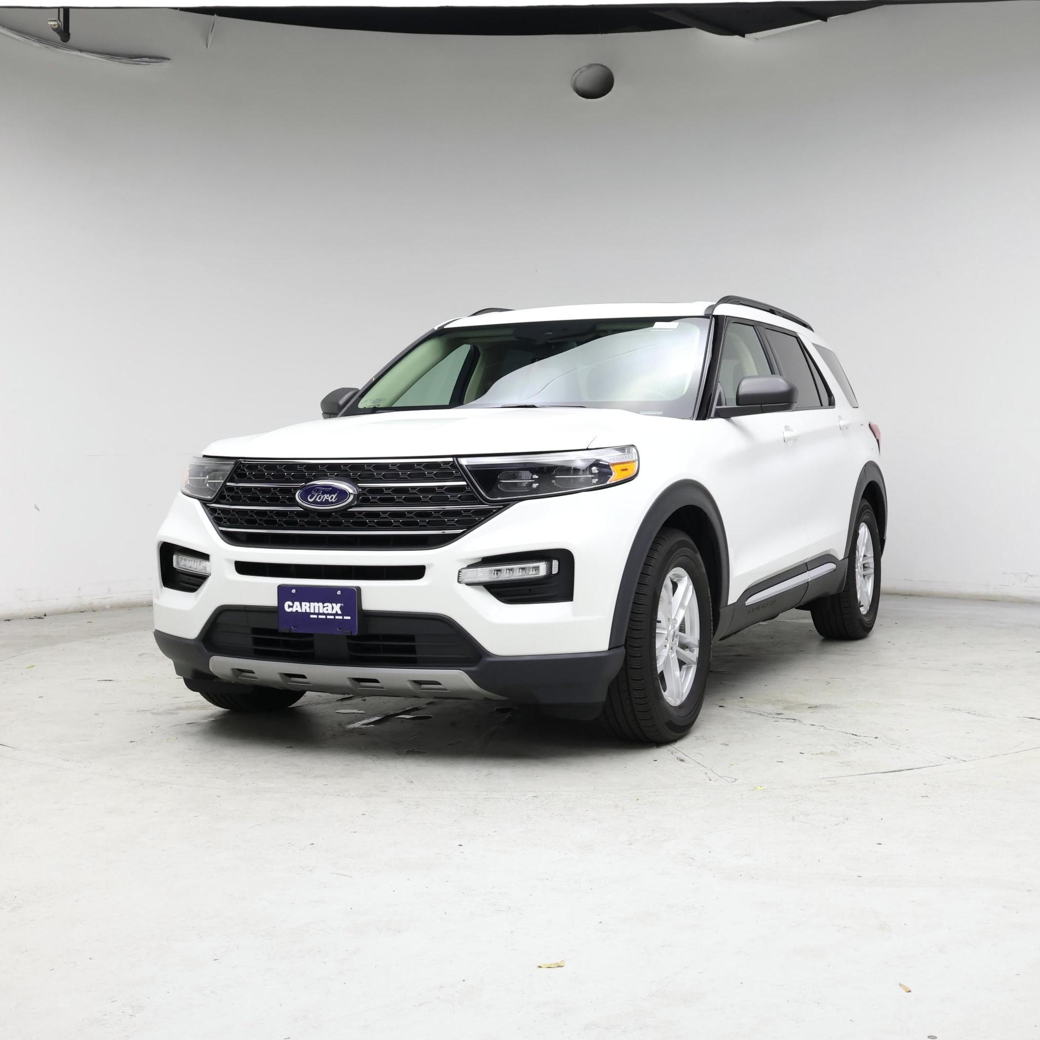 Thumbnail: 2022 Ford Explorer - 4
