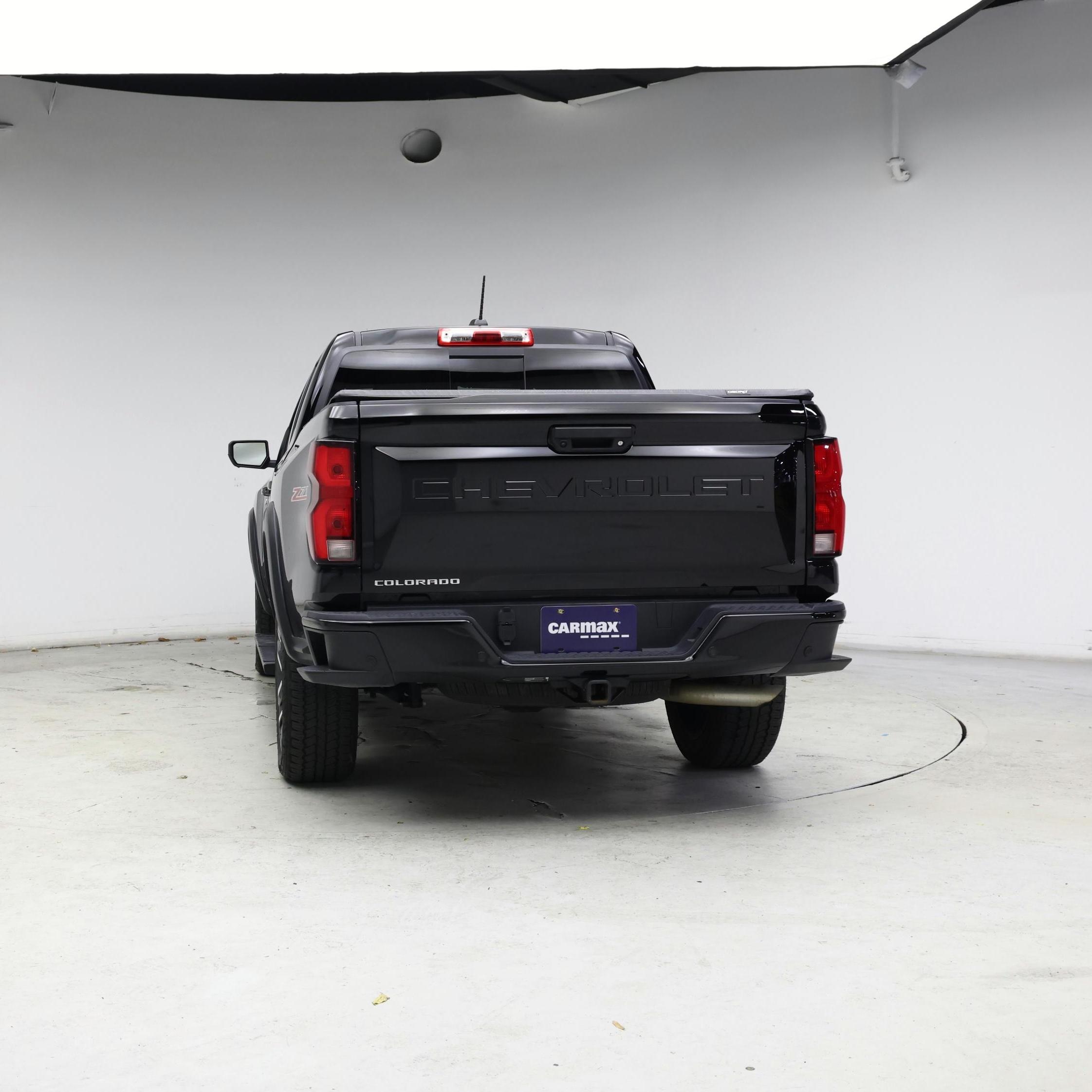 Thumbnail: 2024 Chevrolet Colorado - 6