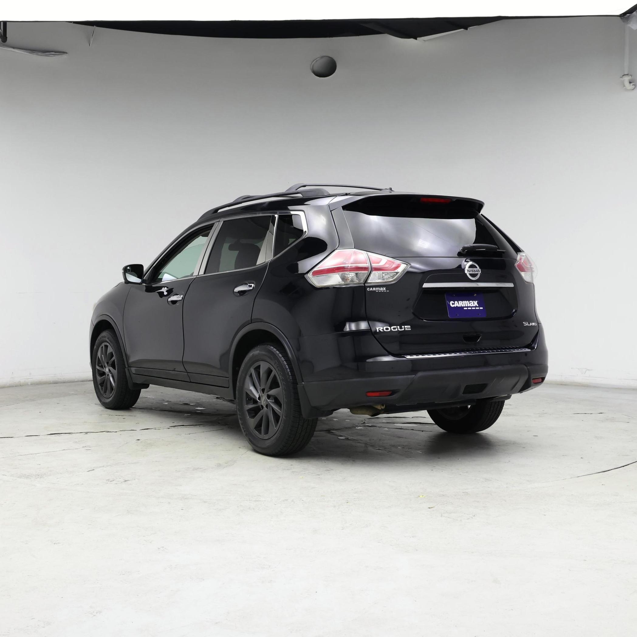 Thumbnail: 2015 Nissan Rogue - 2