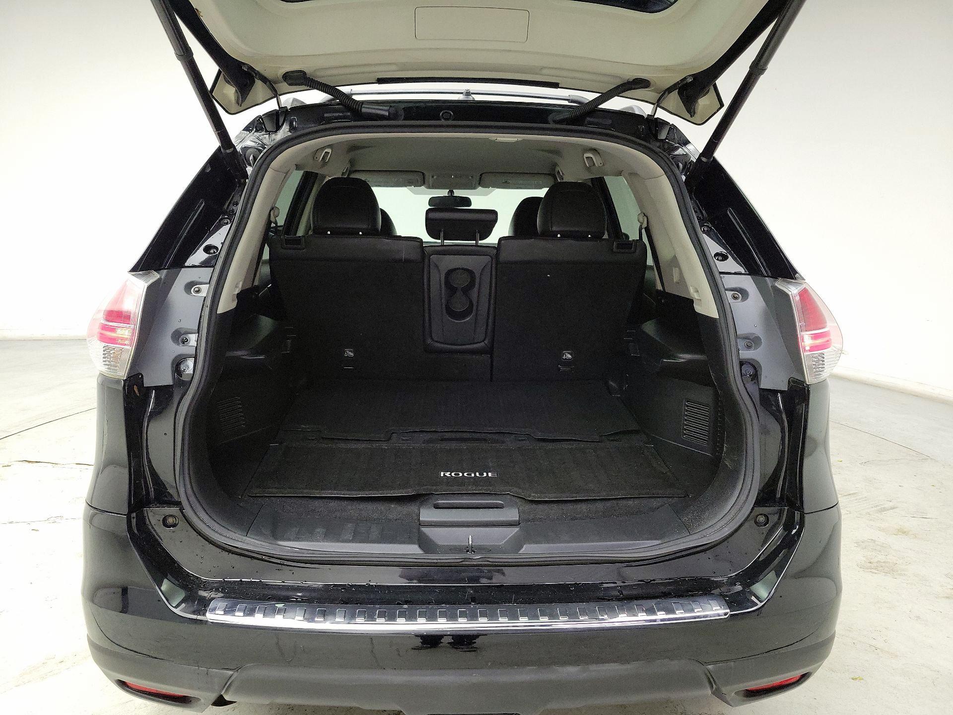 Thumbnail: 2015 Nissan Rogue - 20