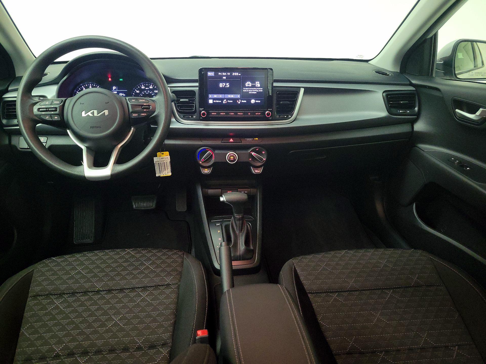 Thumbnail: 2023 Kia Rio - 9