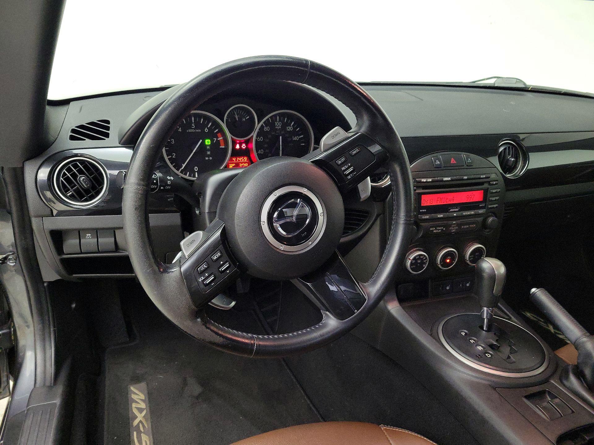 Thumbnail: 2014 Mazda MX-5 Miata - 10