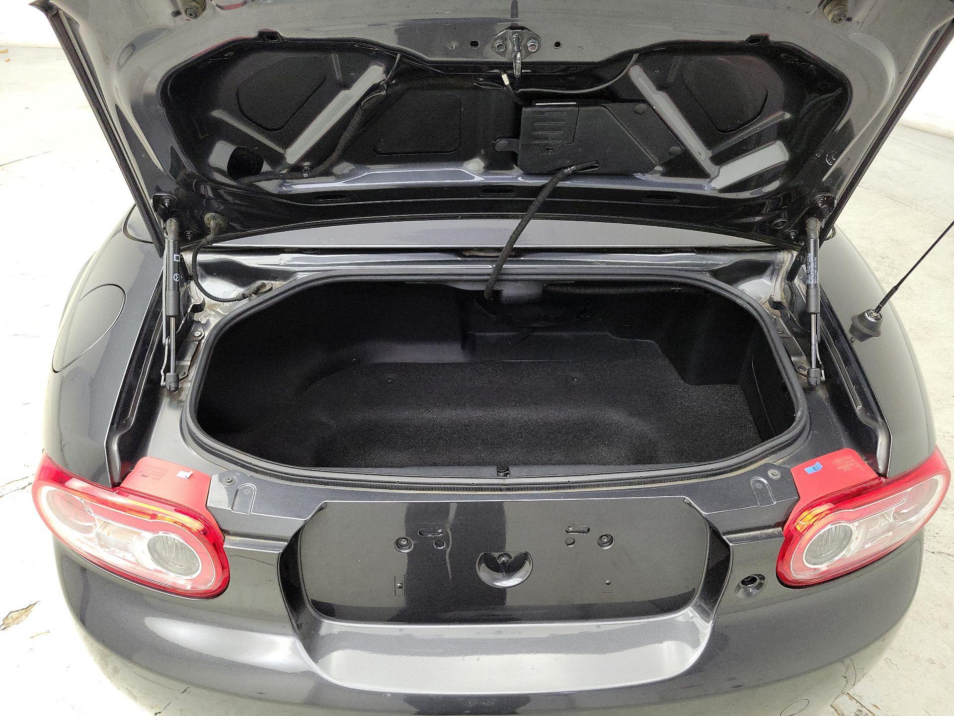 Thumbnail: 2014 Mazda MX-5 Miata - 18