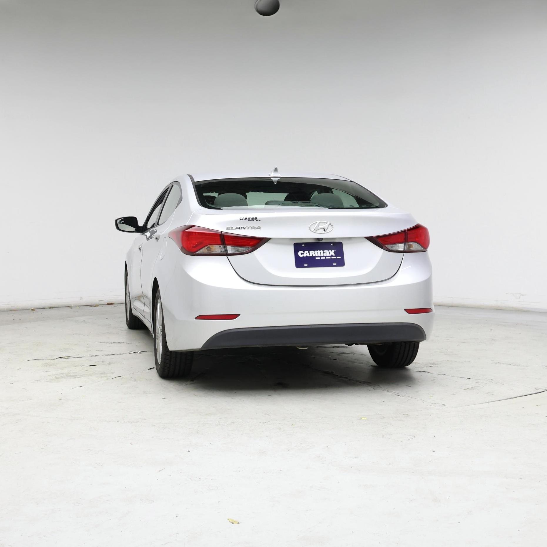 Thumbnail: 2015 Hyundai Elantra - 6