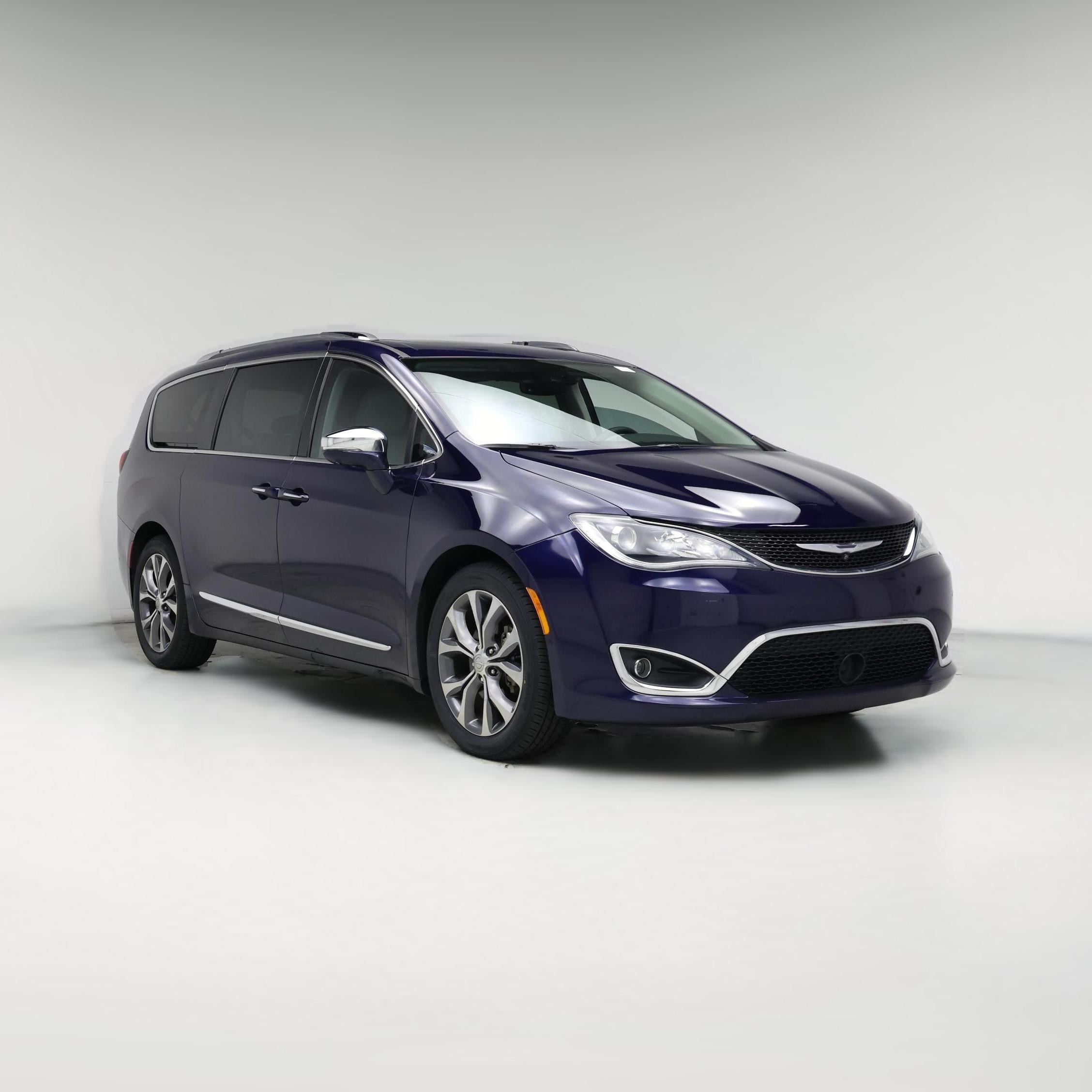 Thumbnail: 2017 Chrysler Pacifica - 1