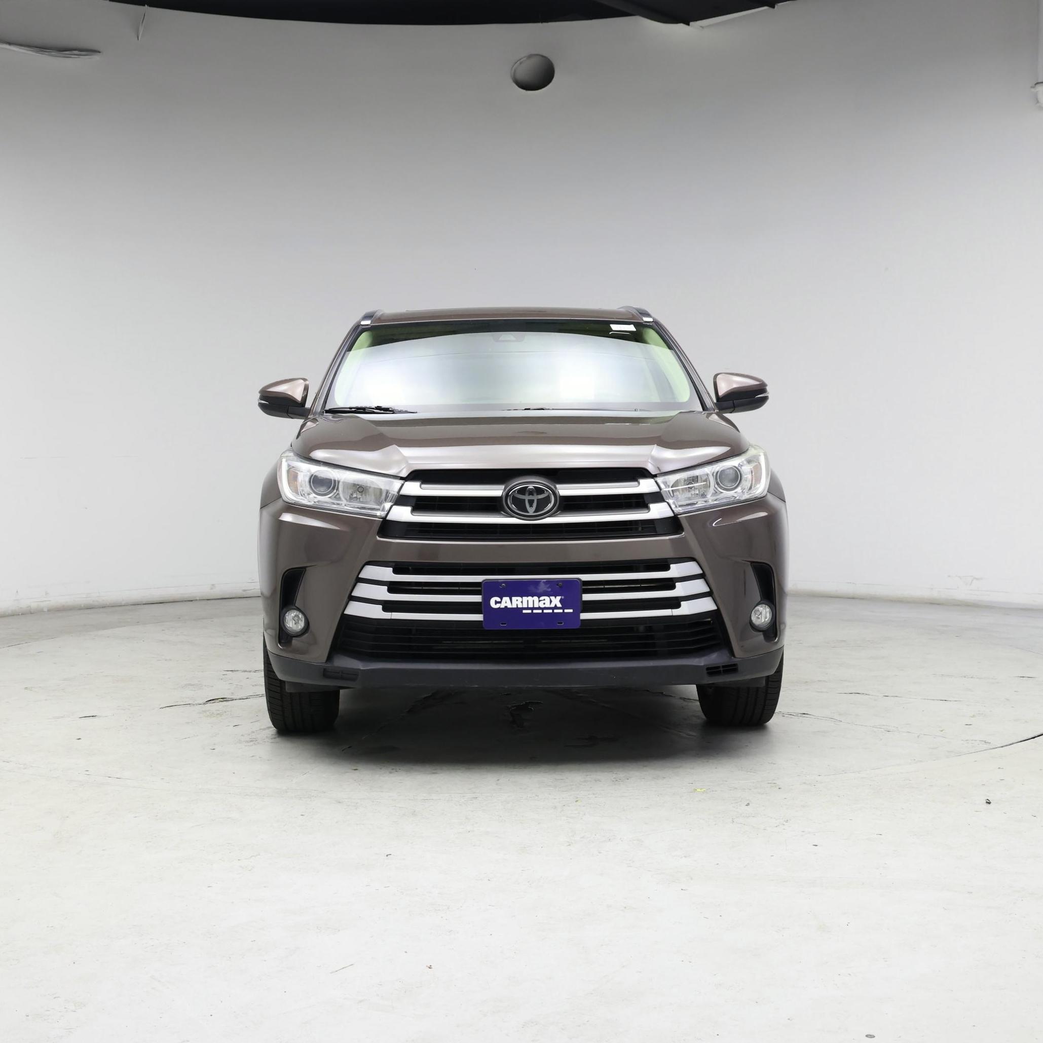 Thumbnail: 2019 Toyota Highlander - 5
