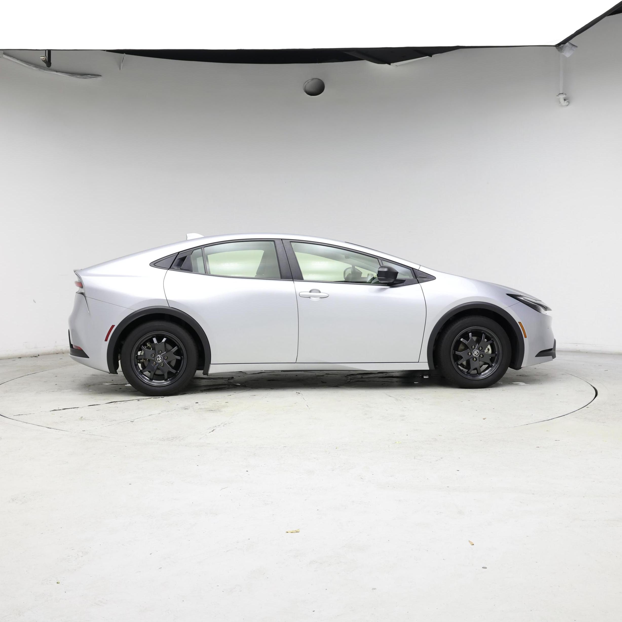 Thumbnail: 2024 Toyota Prius - 7