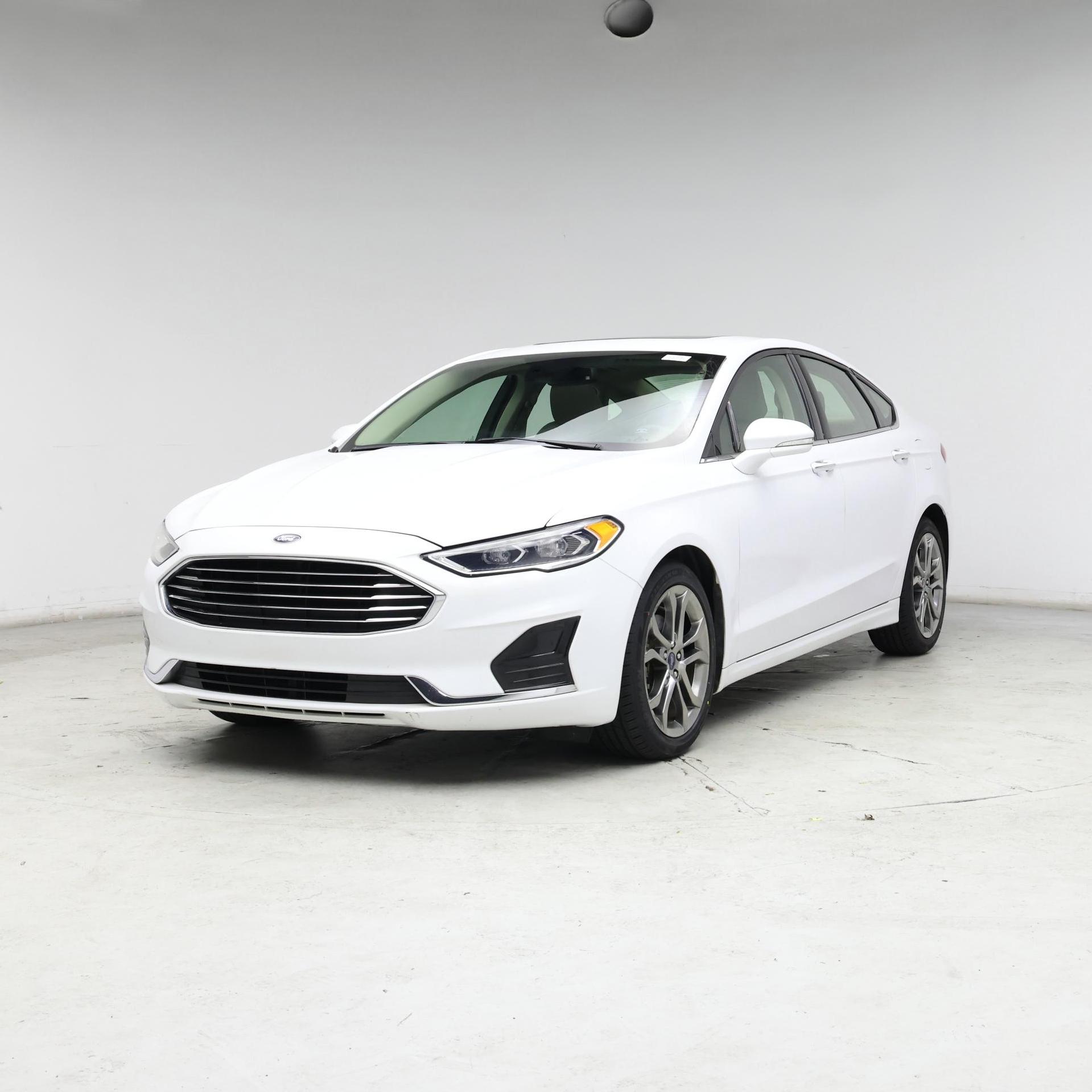 Thumbnail: 2020 Ford Fusion - 4