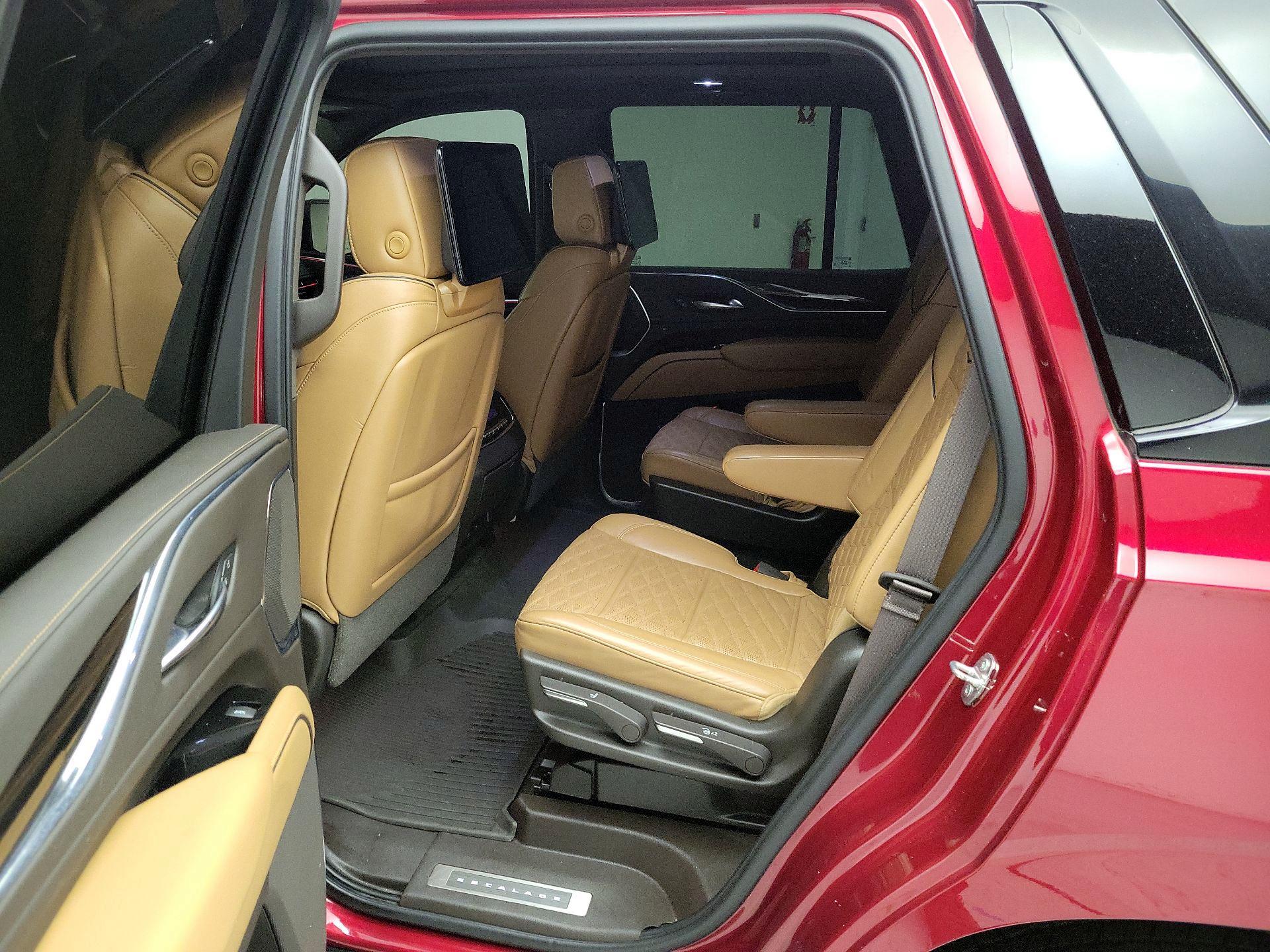 Thumbnail: 2021 Cadillac Escalade - 19