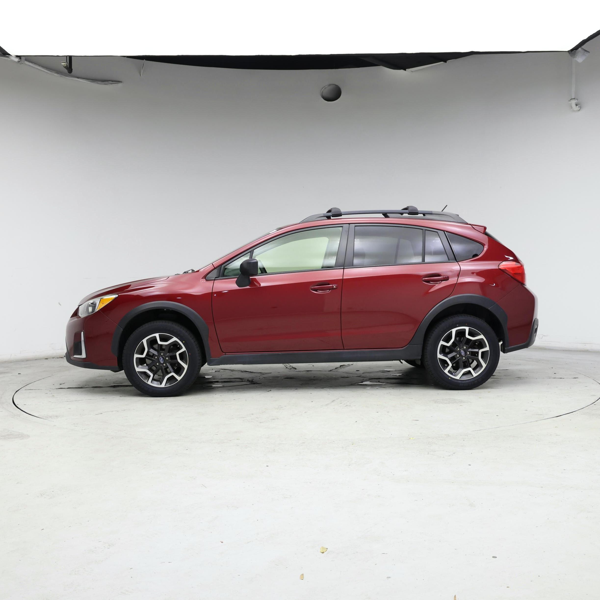Thumbnail: 2017 Subaru Crosstrek - 3