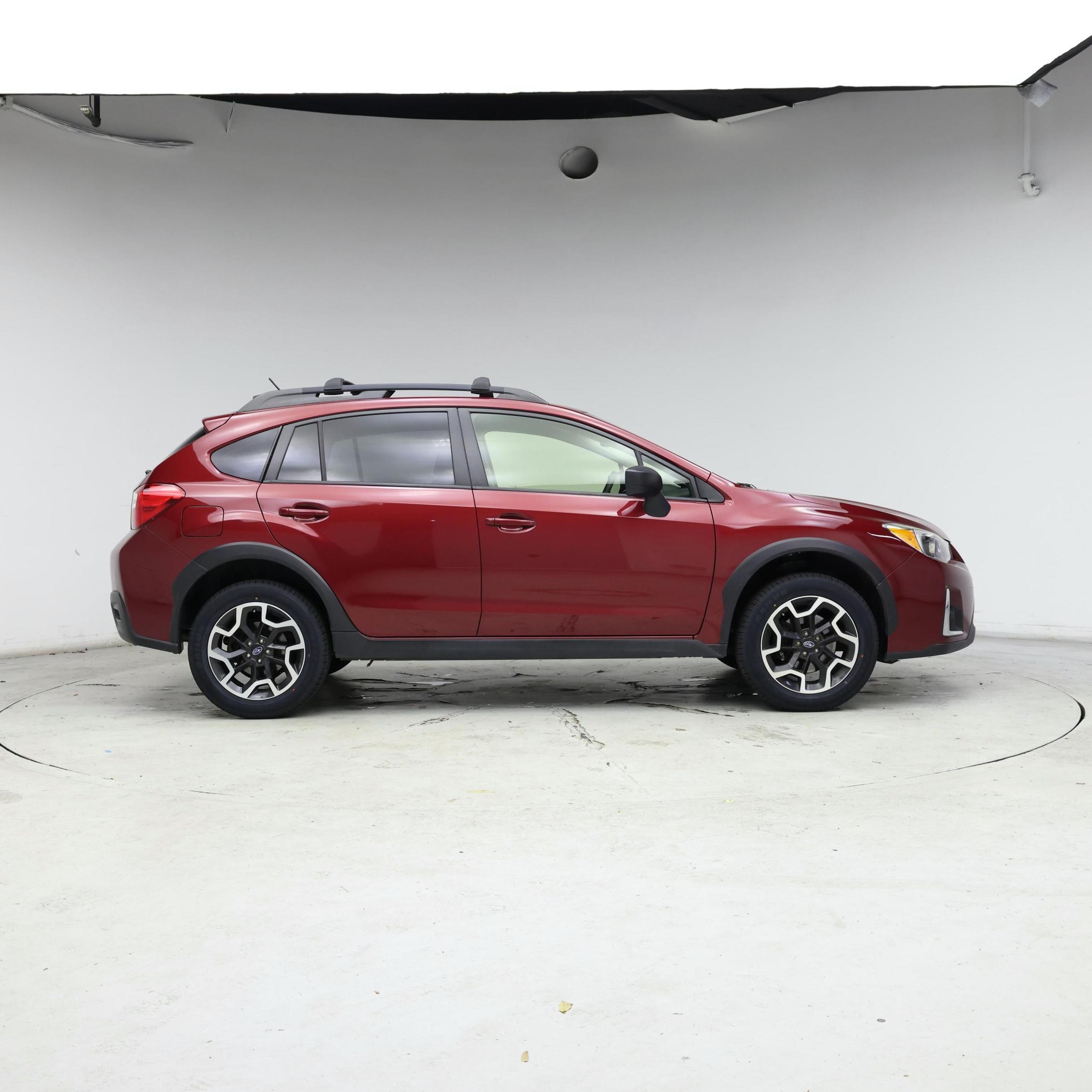Thumbnail: 2017 Subaru Crosstrek - 7
