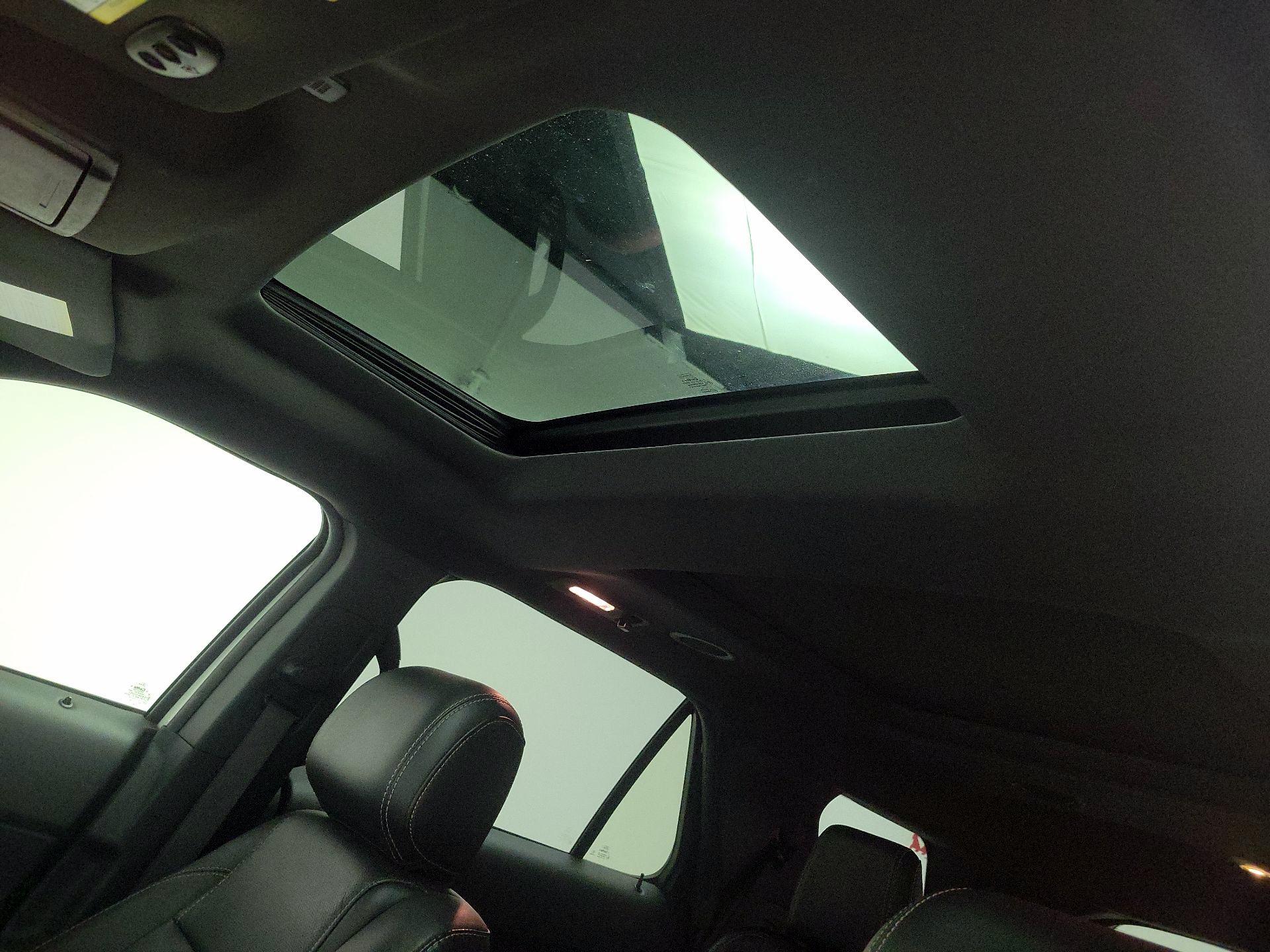Thumbnail: 2015 Ford Explorer - 20