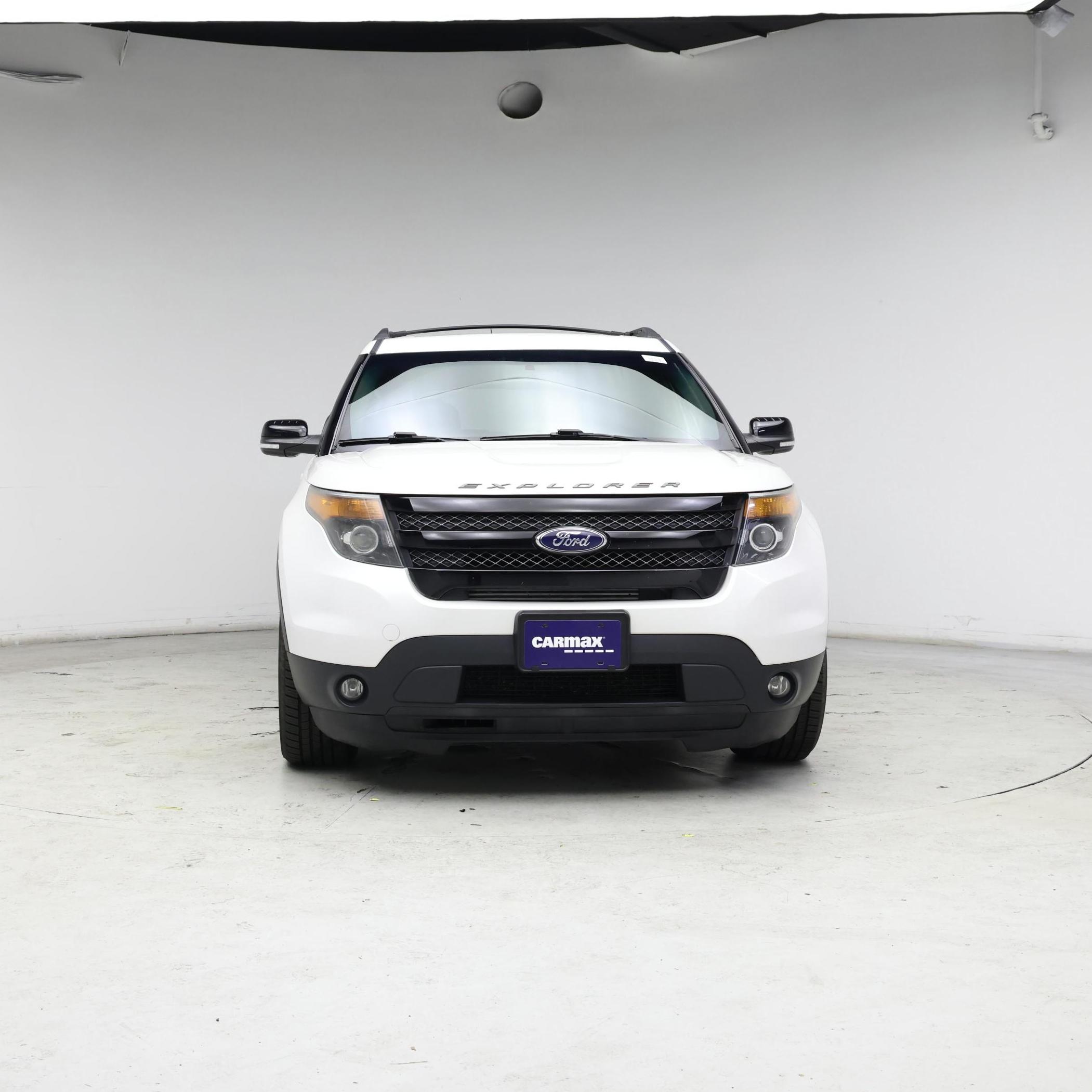 Thumbnail: 2015 Ford Explorer - 5