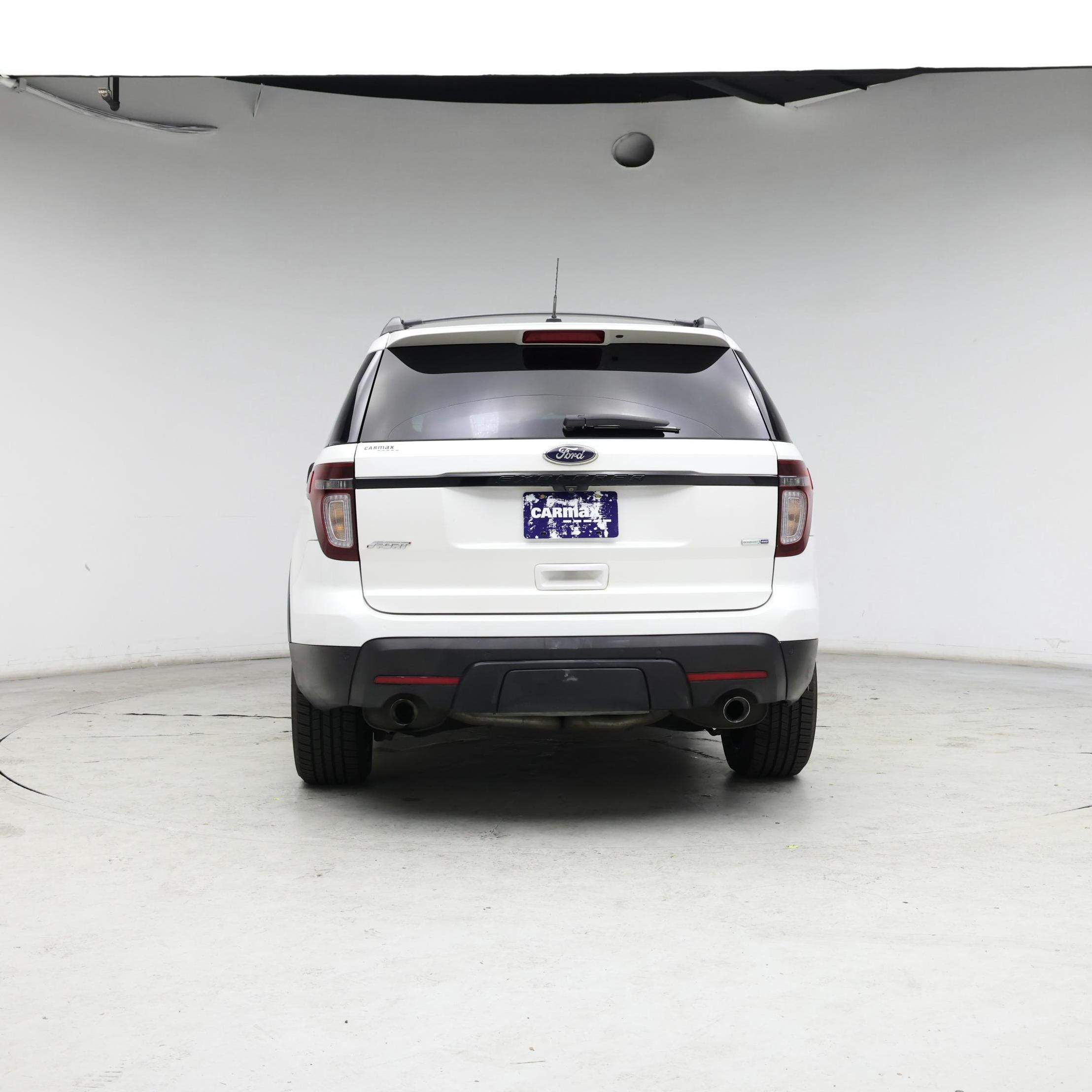 Thumbnail: 2015 Ford Explorer - 6