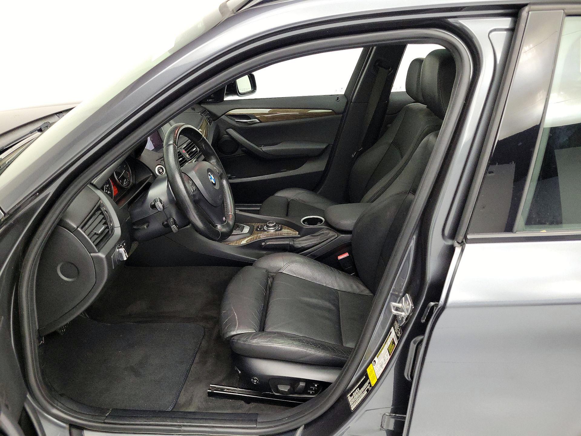 Thumbnail: 2015 BMW X1 - 11