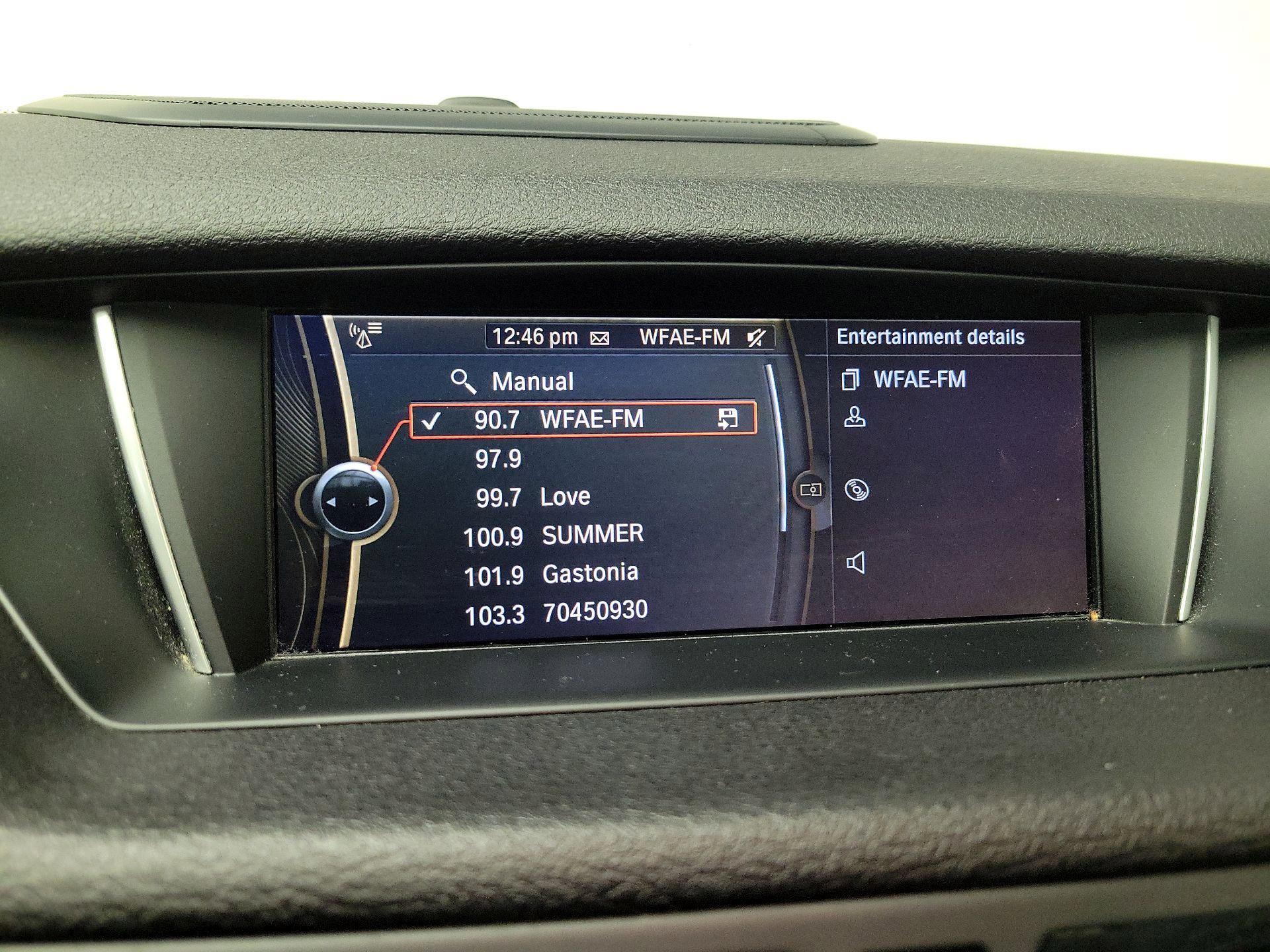 Thumbnail: 2015 BMW X1 - 16