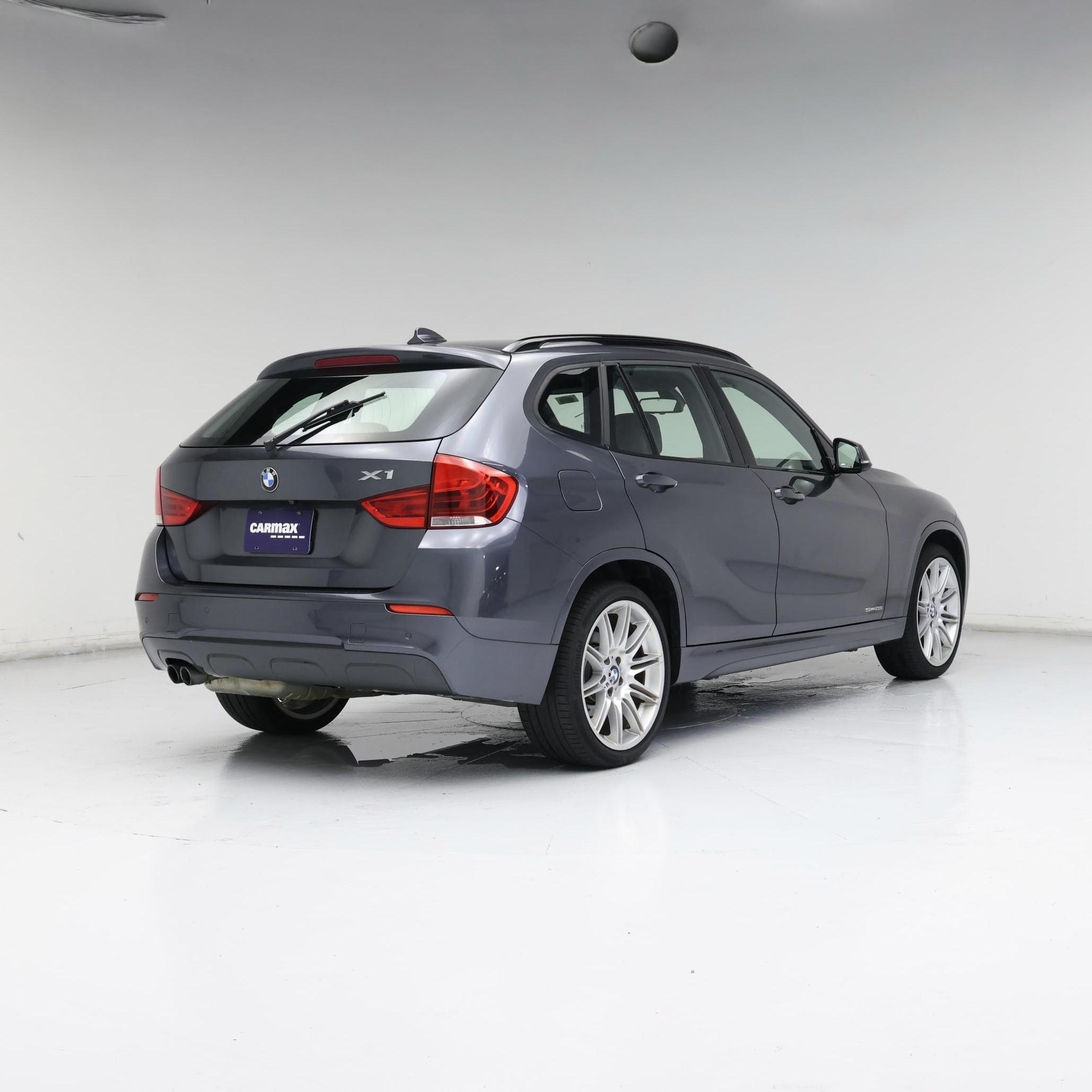 Thumbnail: 2015 BMW X1 - 8