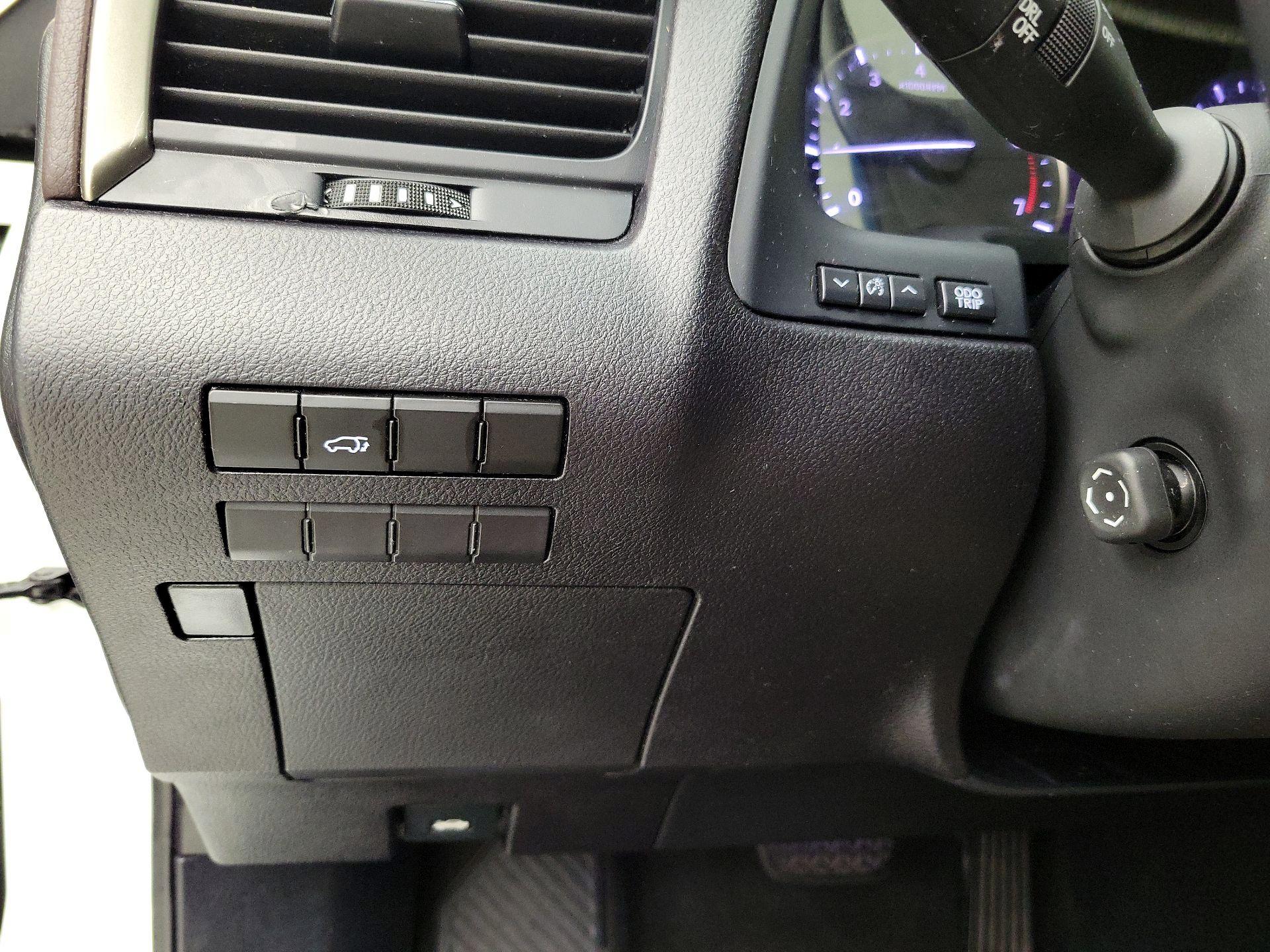 Thumbnail: 2016 Lexus RX - 13