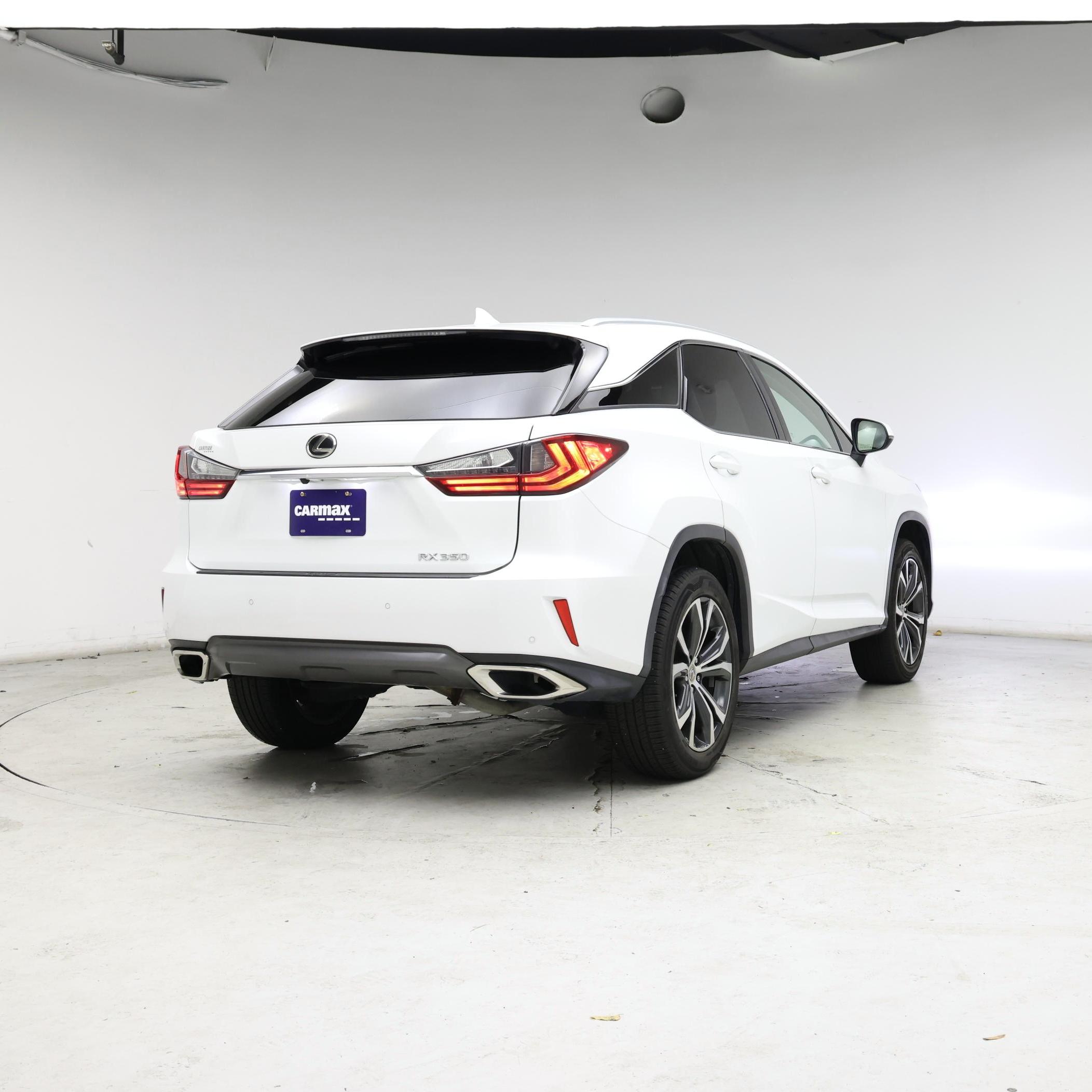 Thumbnail: 2016 Lexus RX - 8