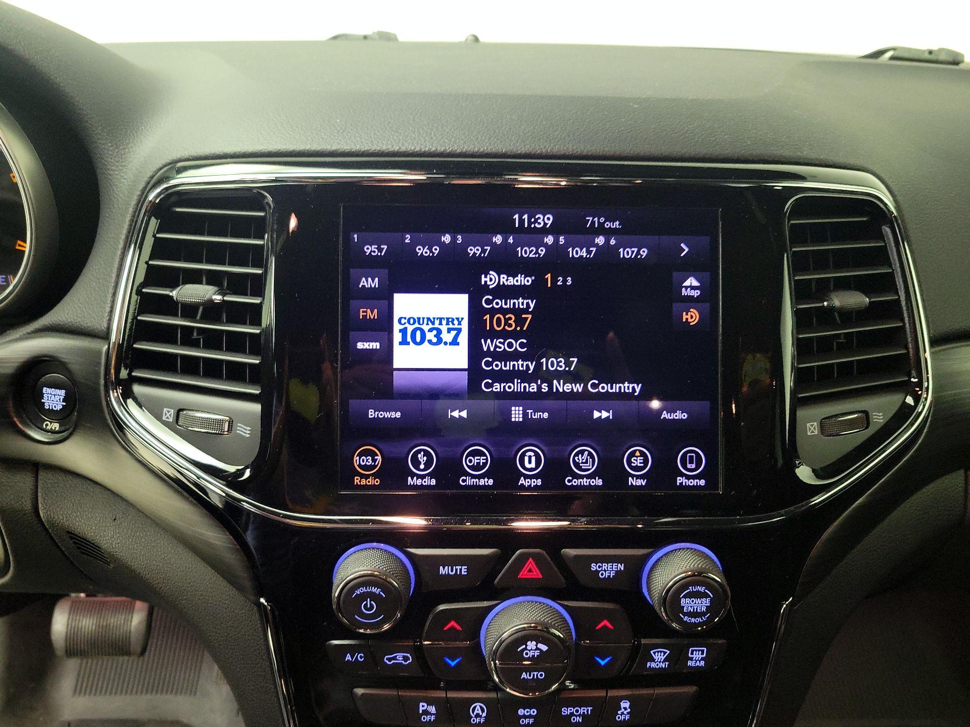 Thumbnail: 2019 Jeep Grand Cherokee - 16