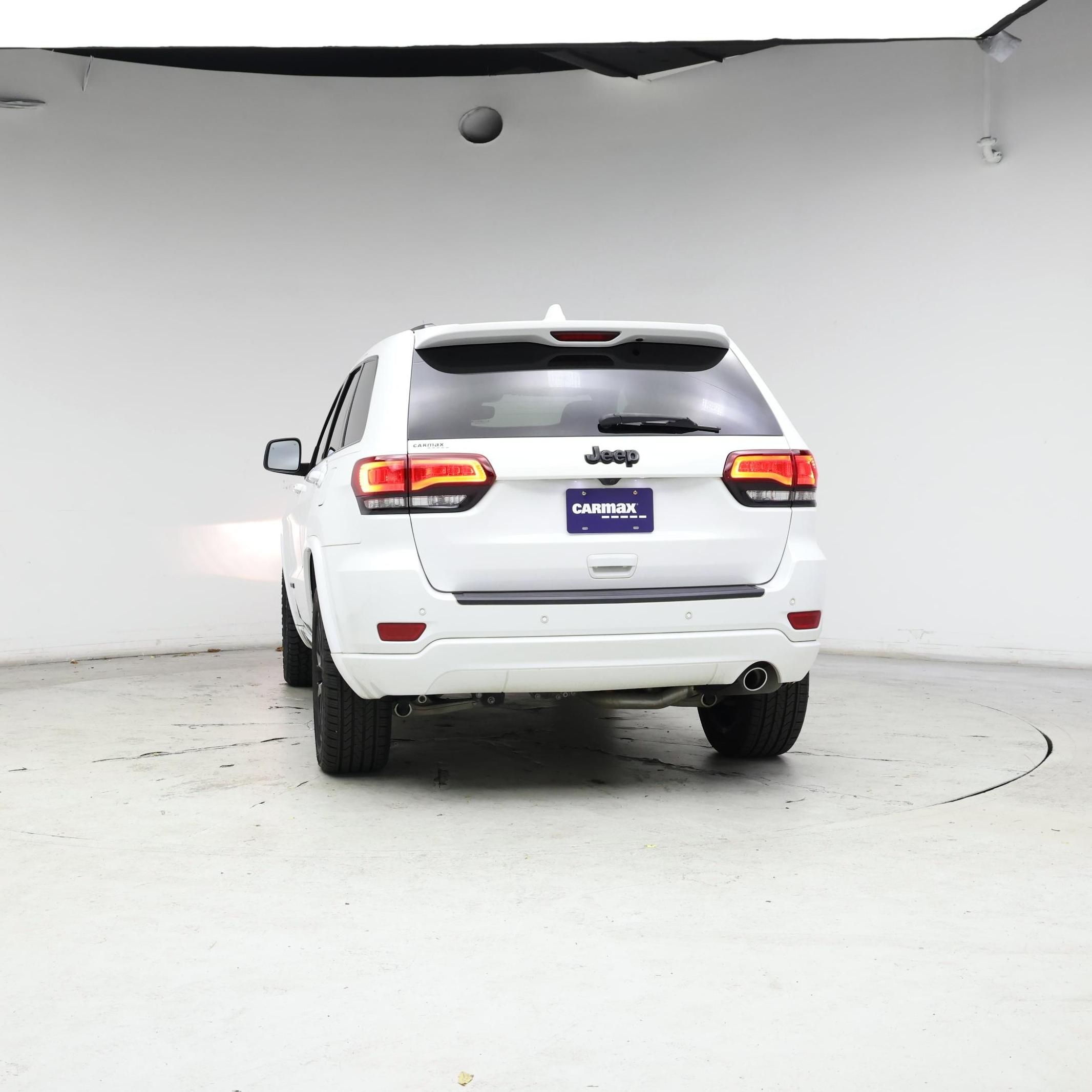 Thumbnail: 2019 Jeep Grand Cherokee - 6