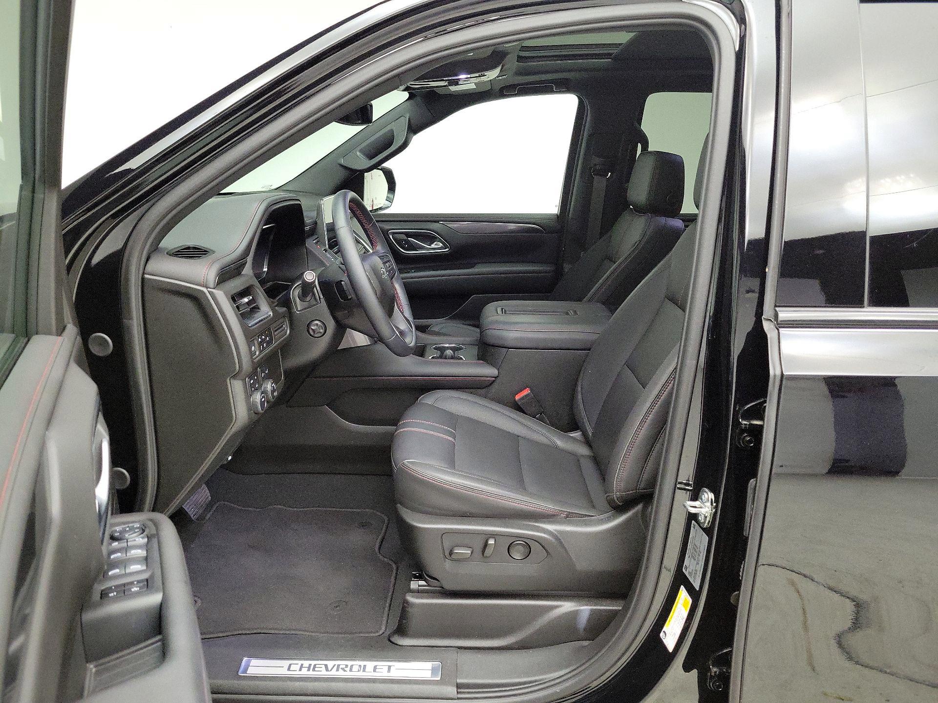 Thumbnail: 2024 Chevrolet Tahoe - 11
